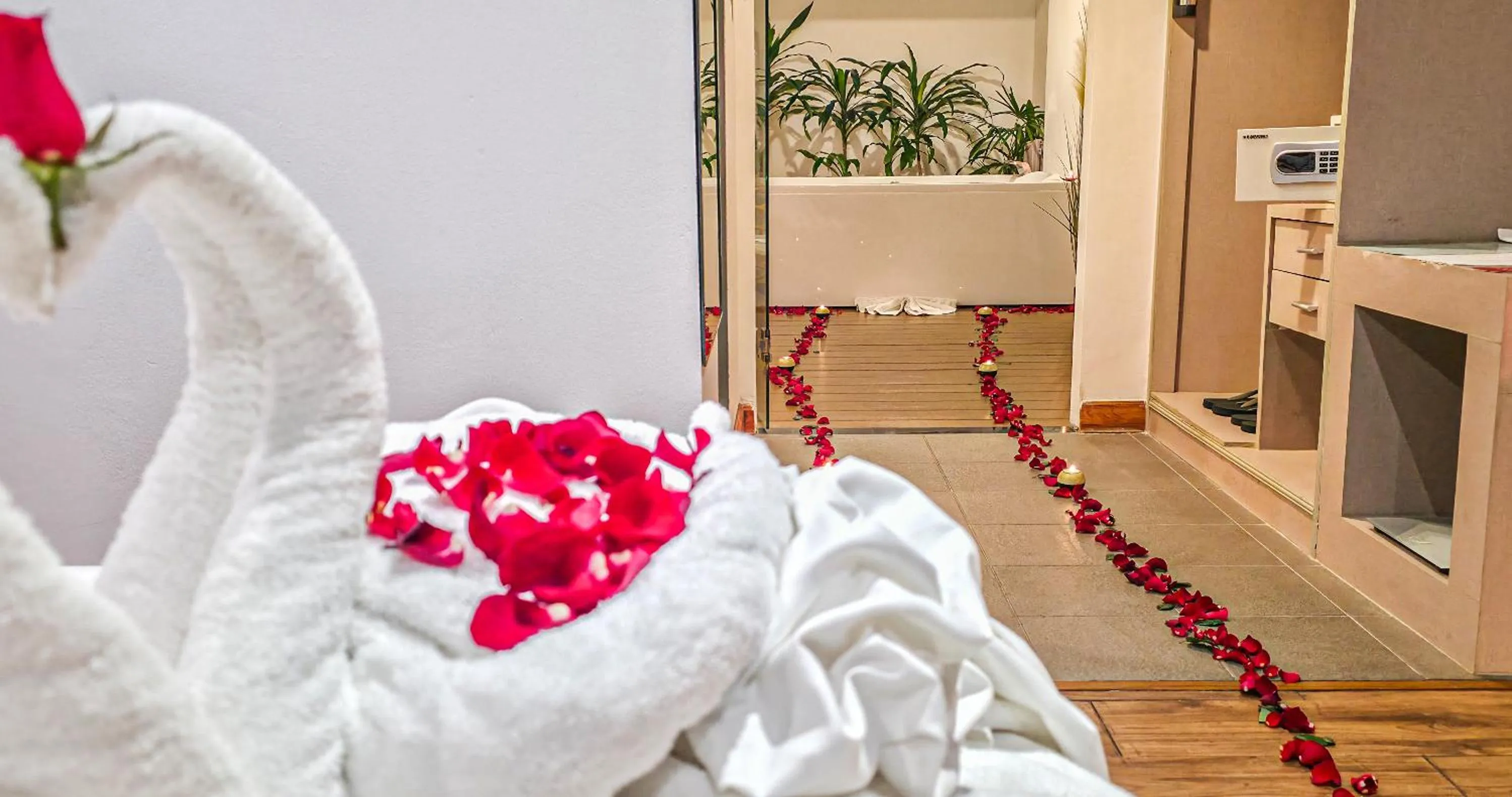 Bed in Pooh Beach Resort & Spa