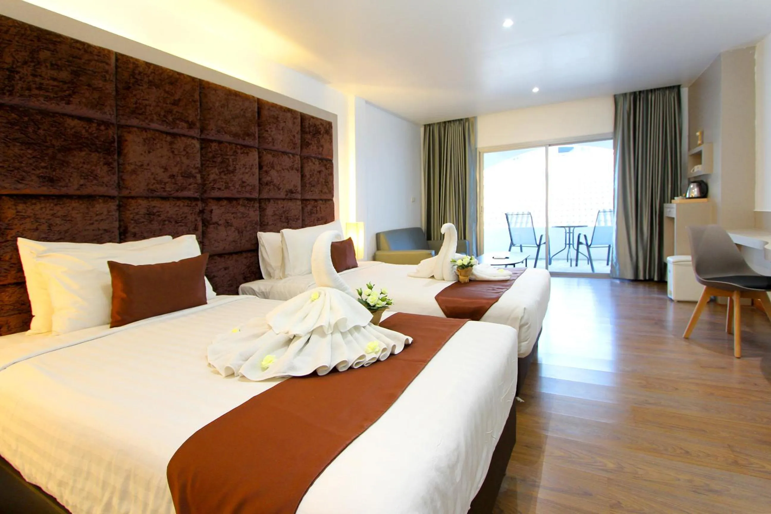 Bedroom, Bed in Pooh Beach Resort & Spa