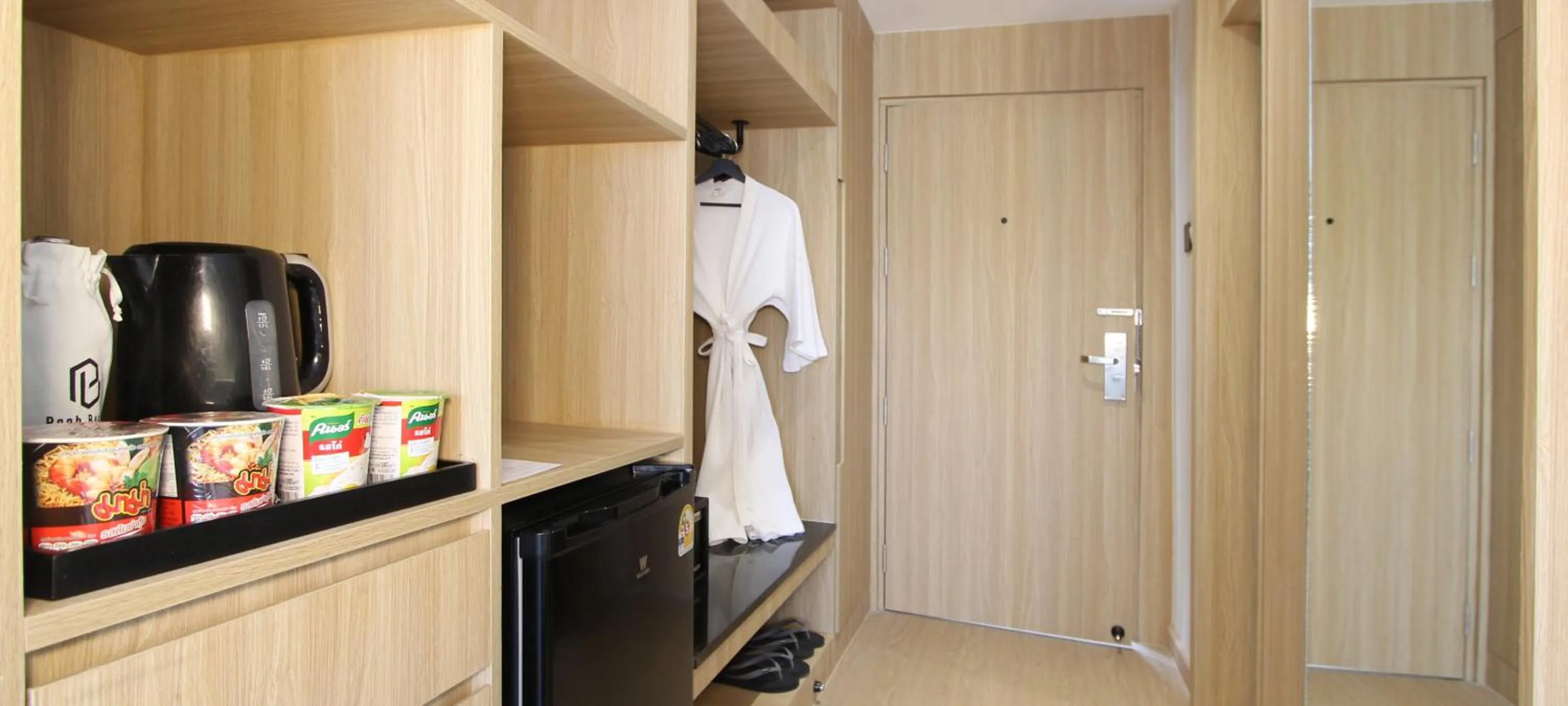 Coffee/tea facilities in Pooh Beach Resort & Spa