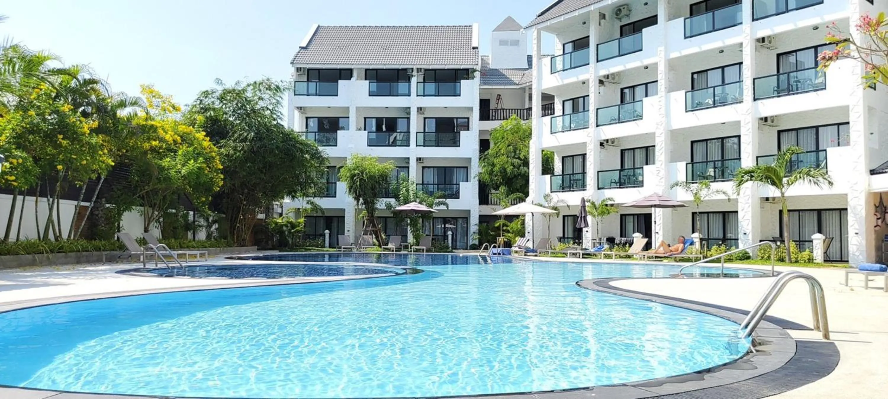 Property building in Pooh Beach Resort & Spa