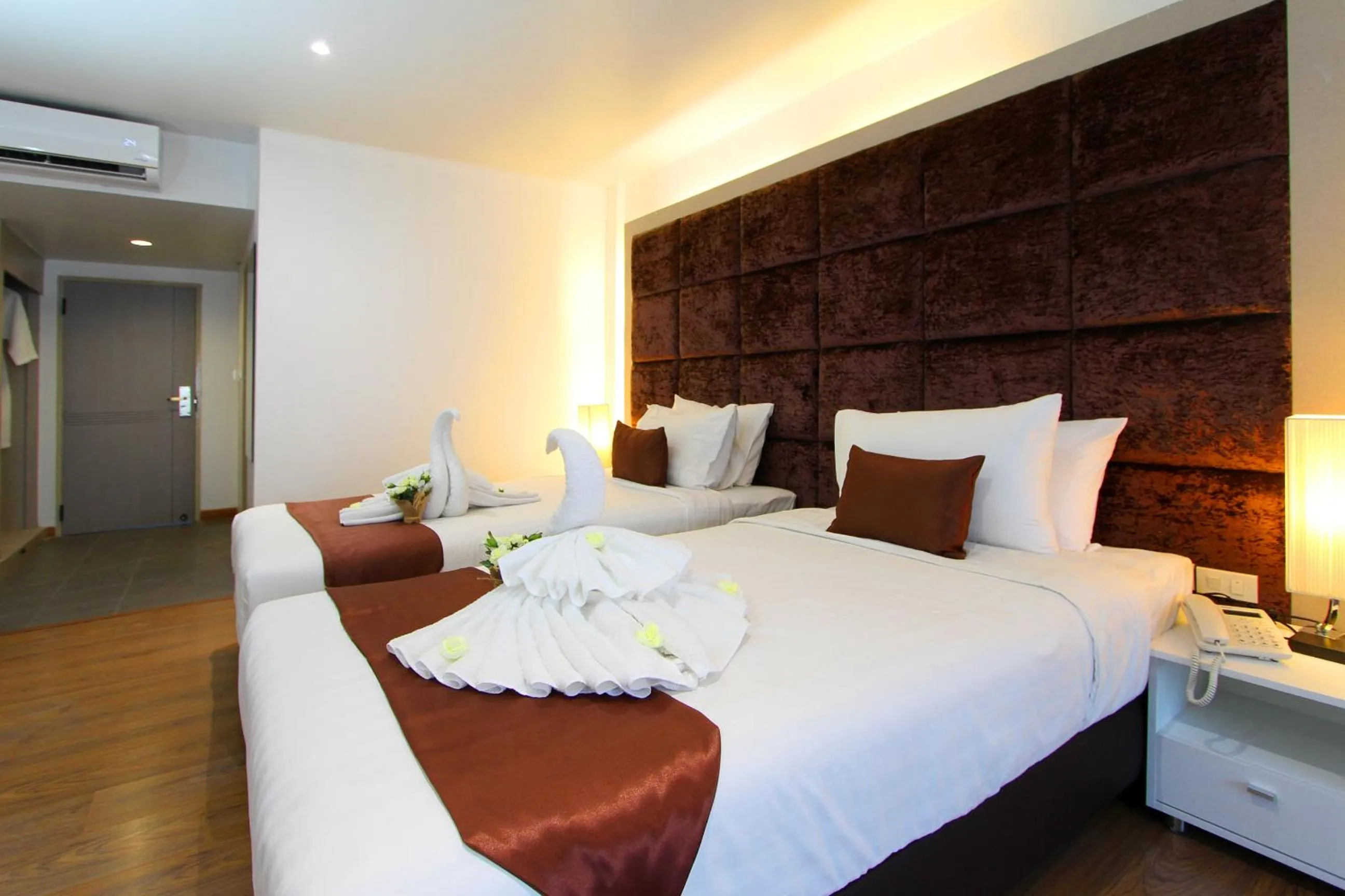 Bedroom, Bed in Pooh Beach Resort & Spa