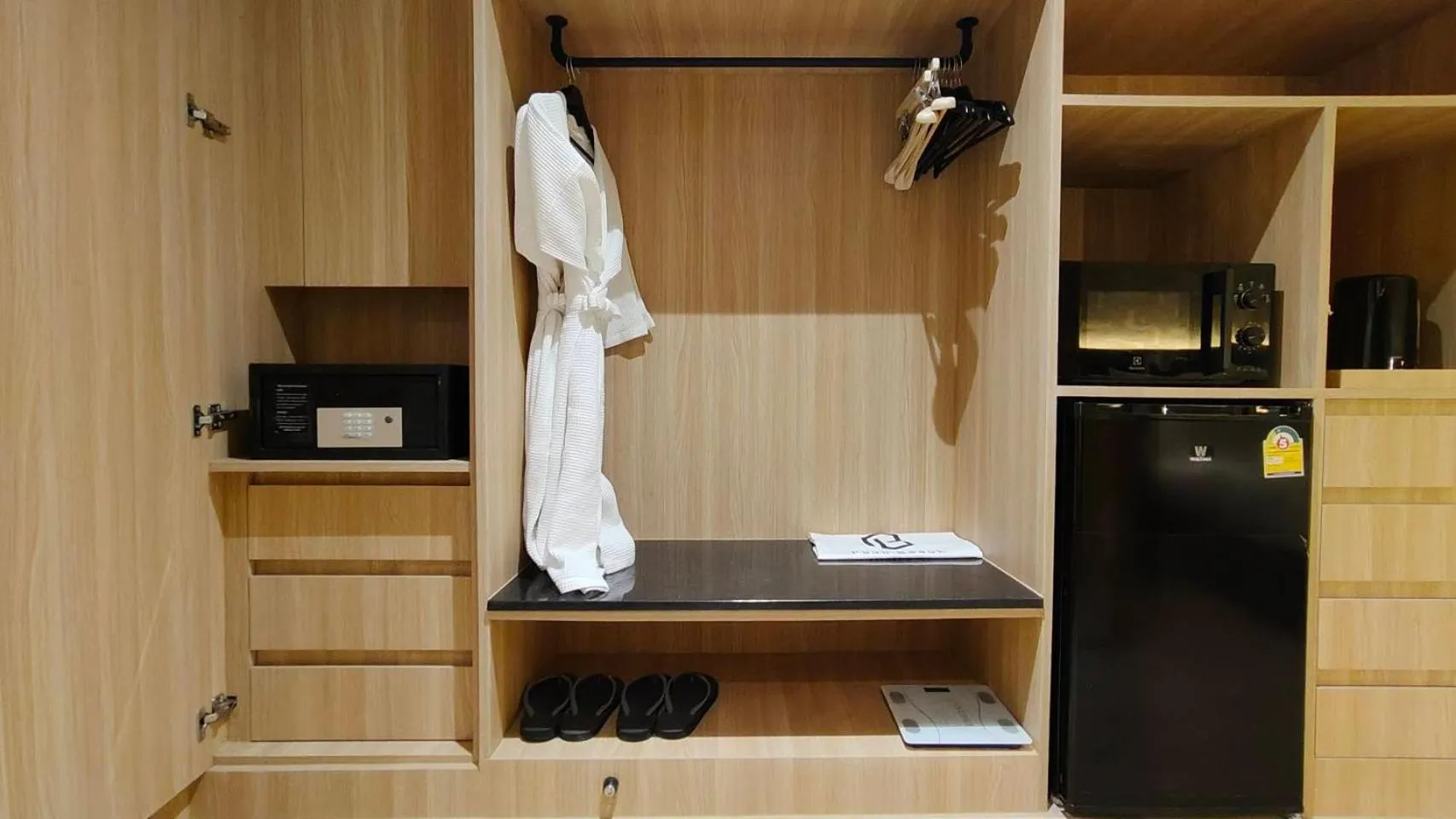 minibar in Pooh Beach Resort & Spa