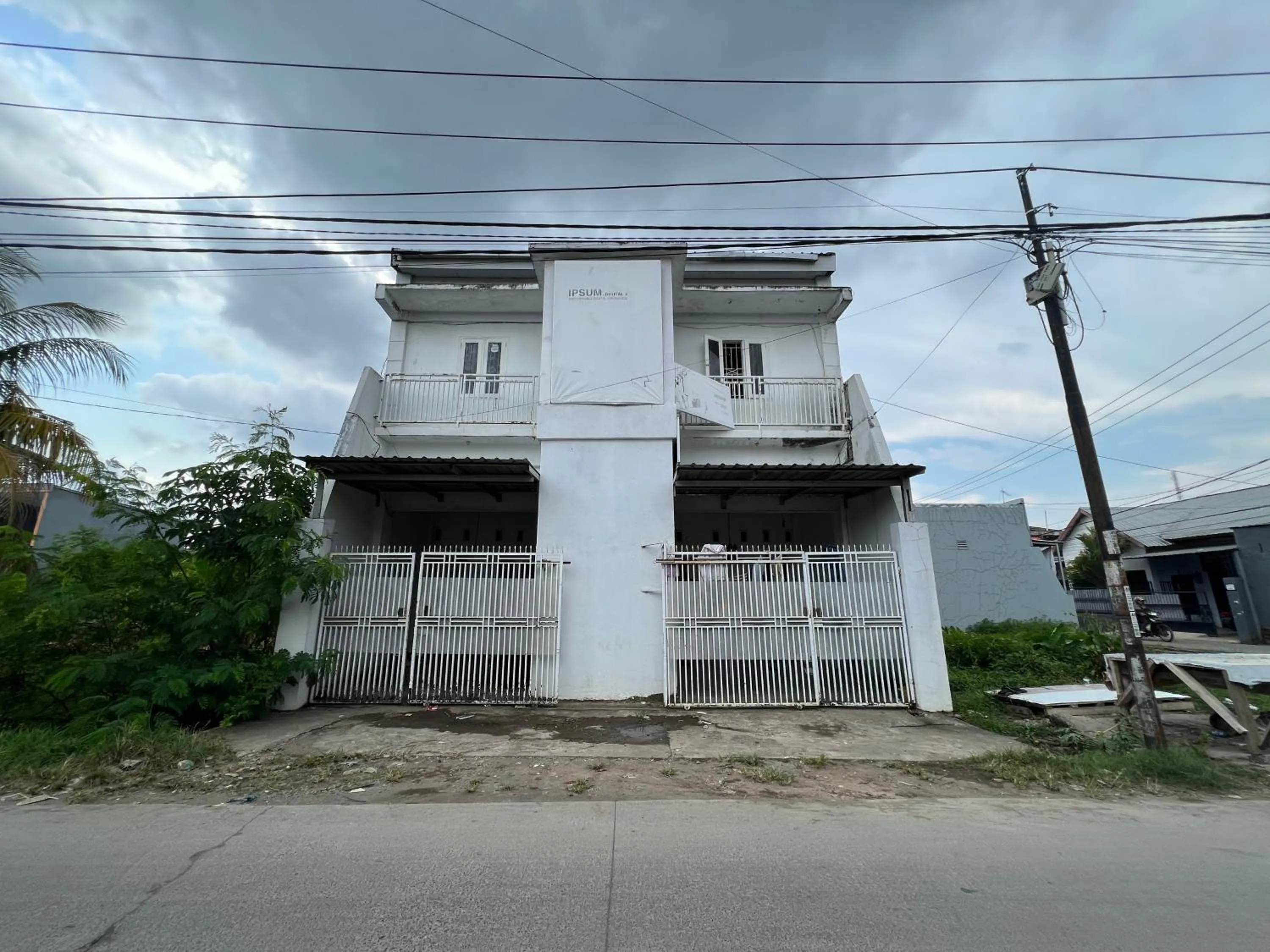 Facade/entrance in Hotel O Ziza Kost82 Syariah