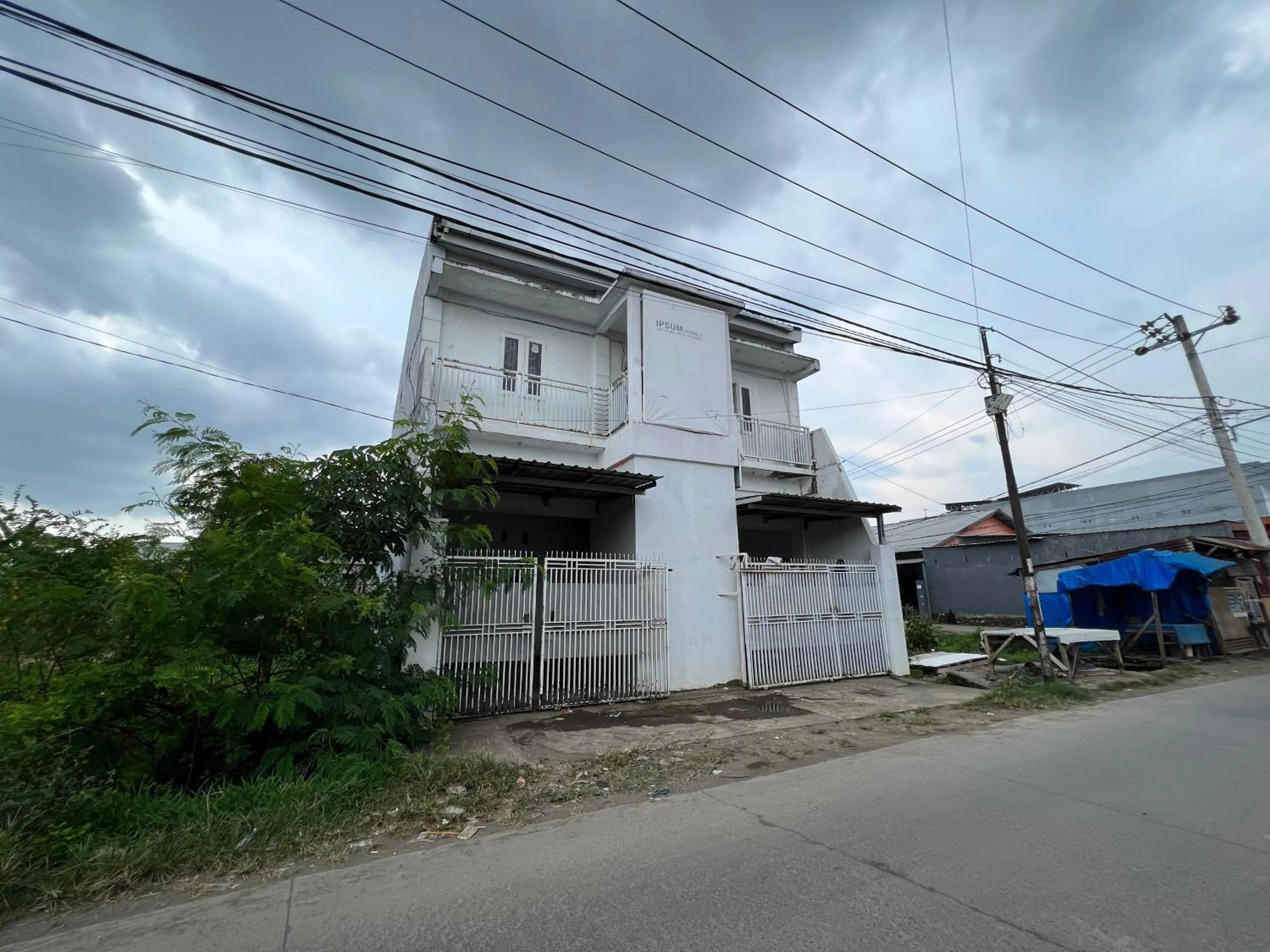 Facade/entrance in Hotel O Ziza Kost82 Syariah