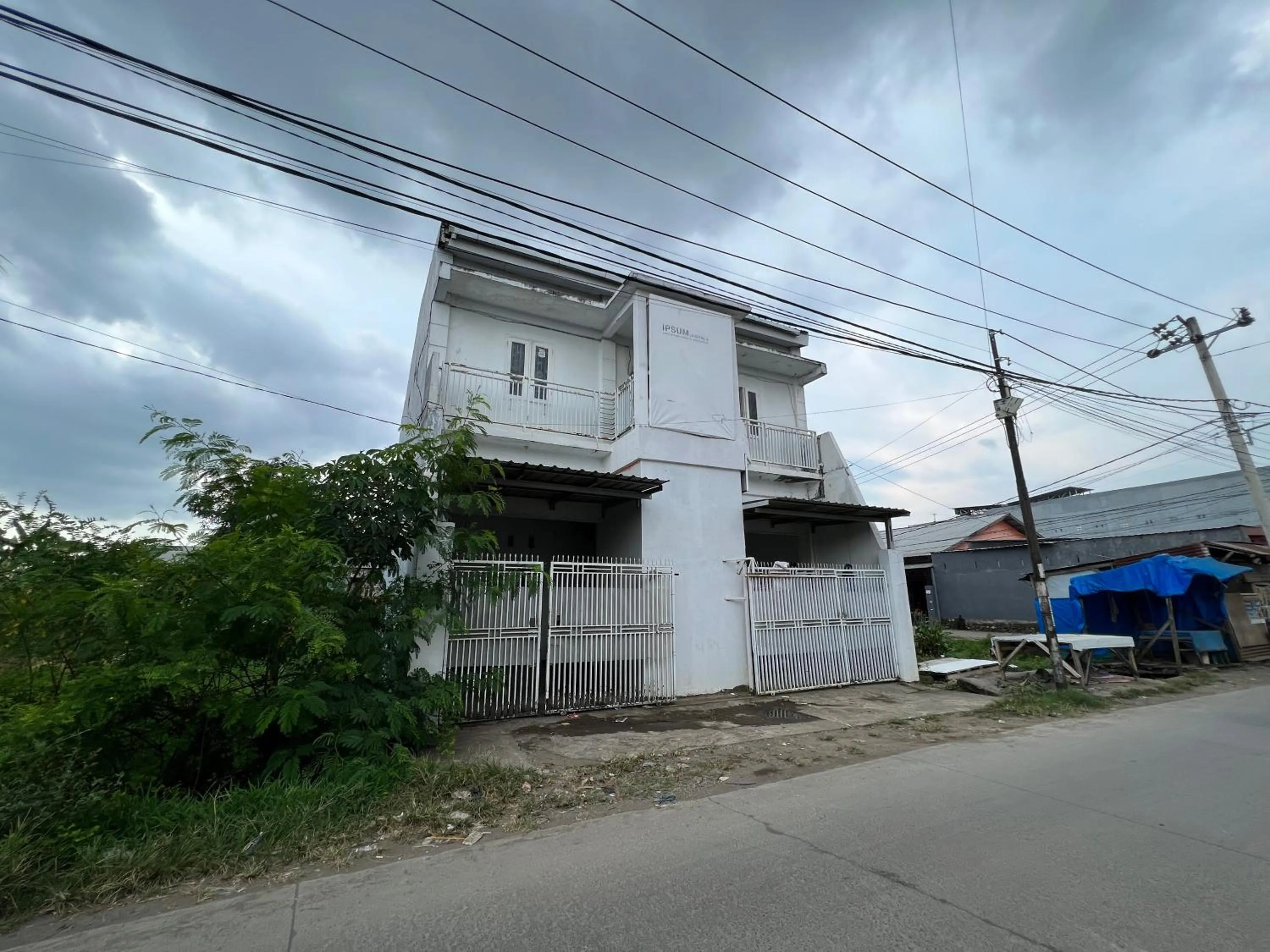 Facade/entrance in Hotel O Ziza Kost82 Syariah