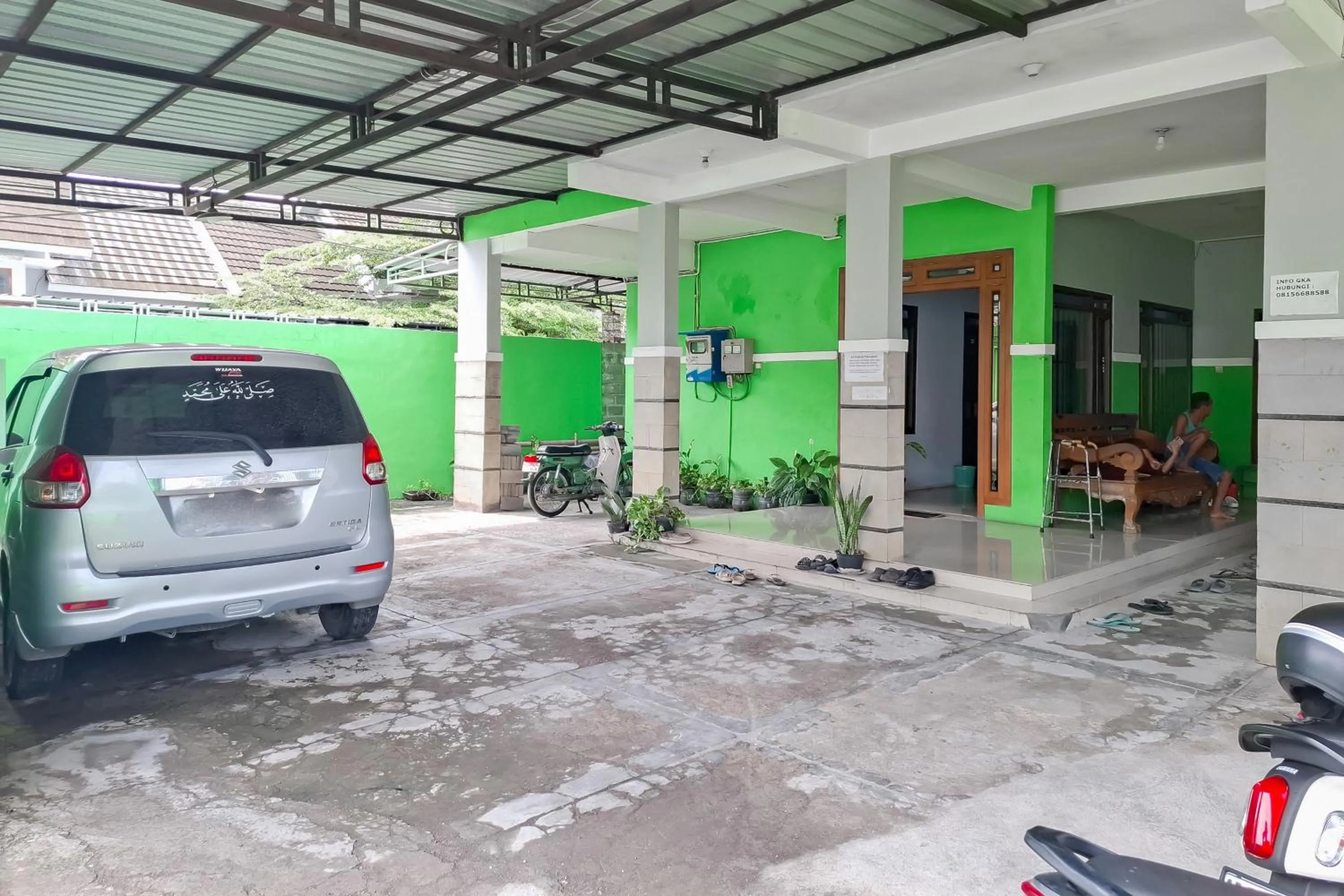 Parking in Griya Kencana Asri Syariah near RS Karima Utama Kartasura RedPartner