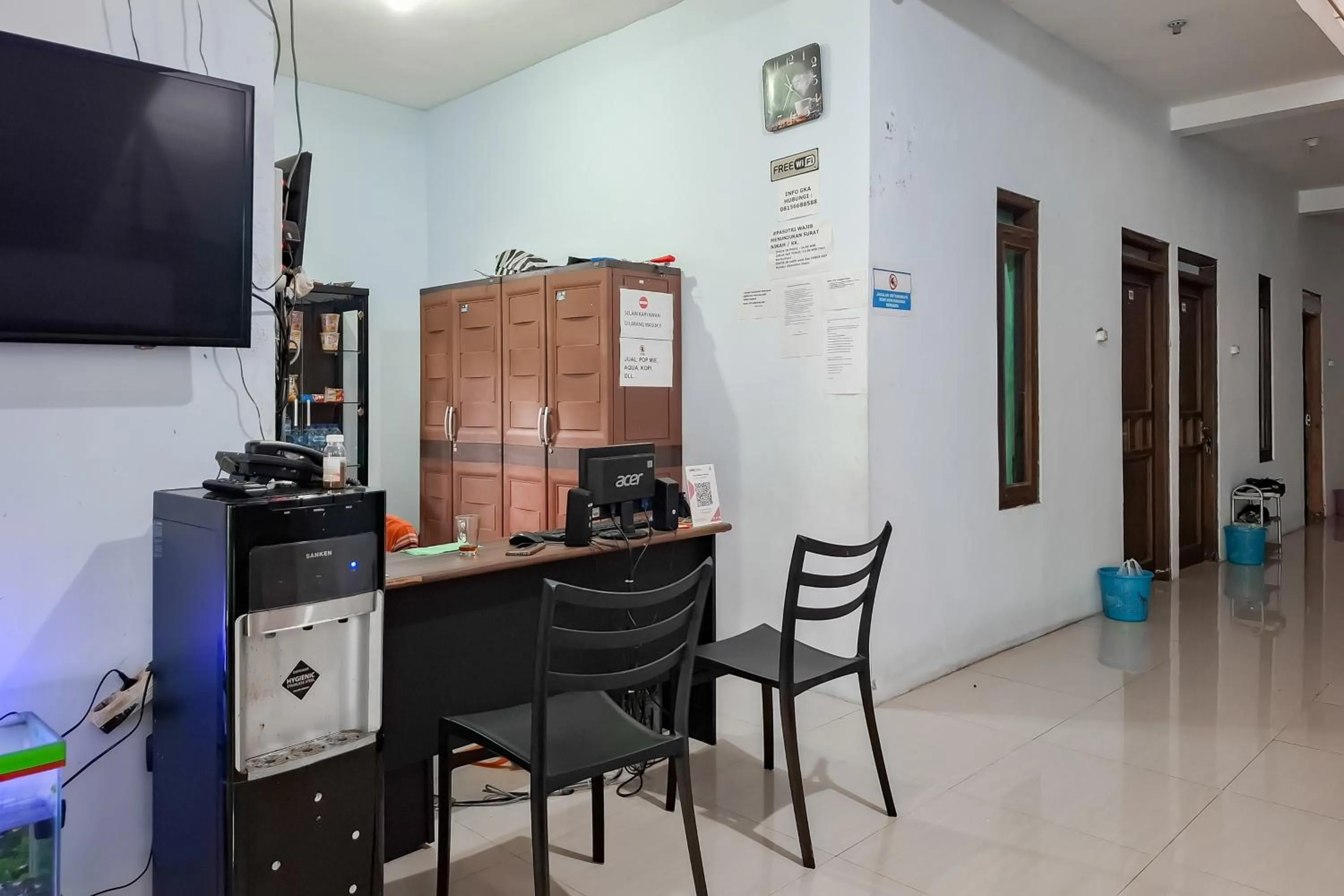 Lobby or reception in Griya Kencana Asri Syariah near RS Karima Utama Kartasura RedPartner