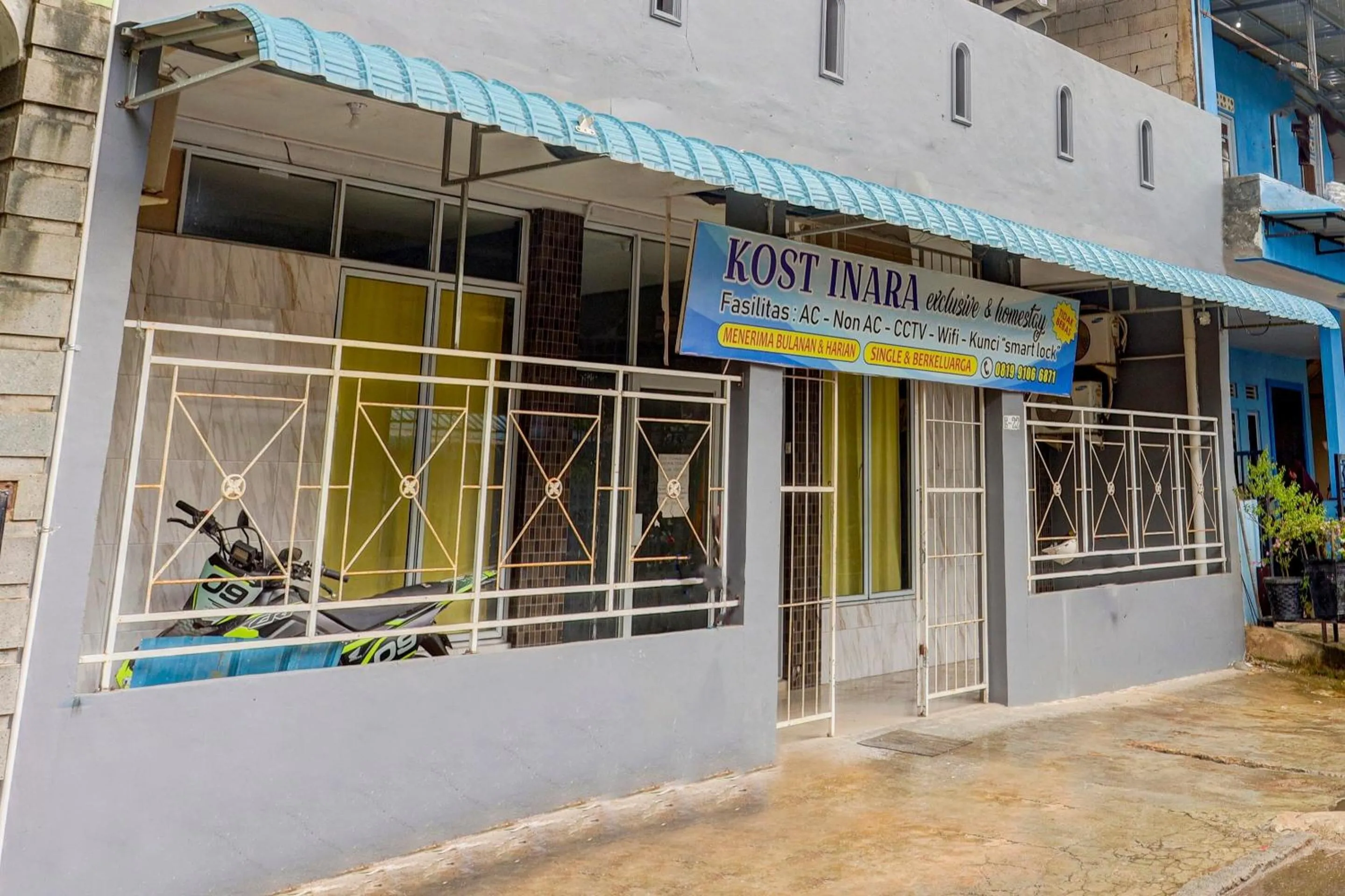 Facade/entrance in Hotel O Inara Homestay