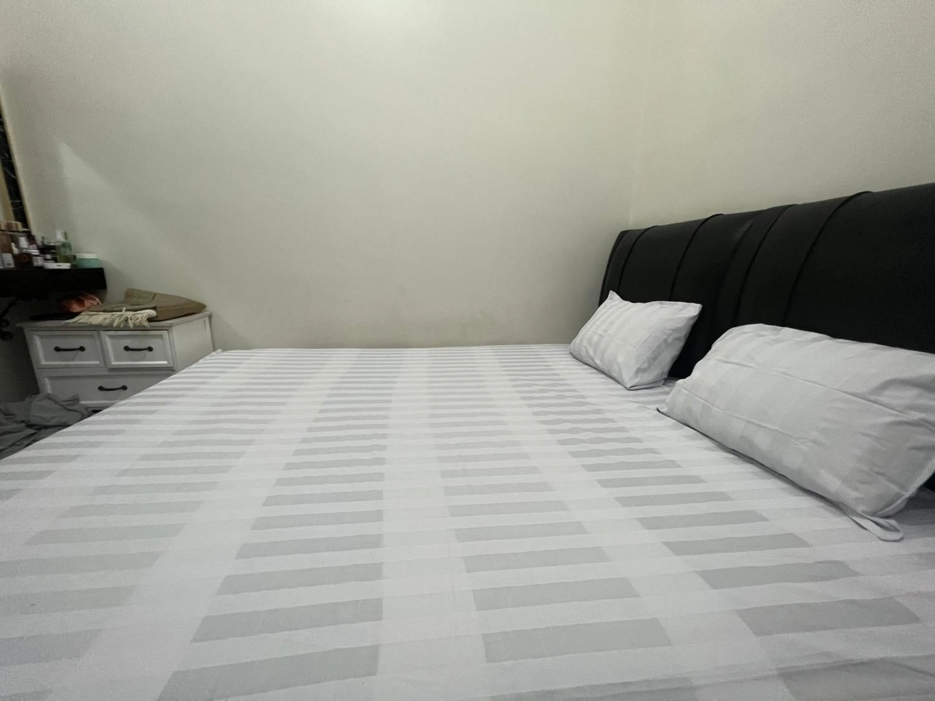 Bedroom, Bed in Hotel O Anugrah Homestay Syariah