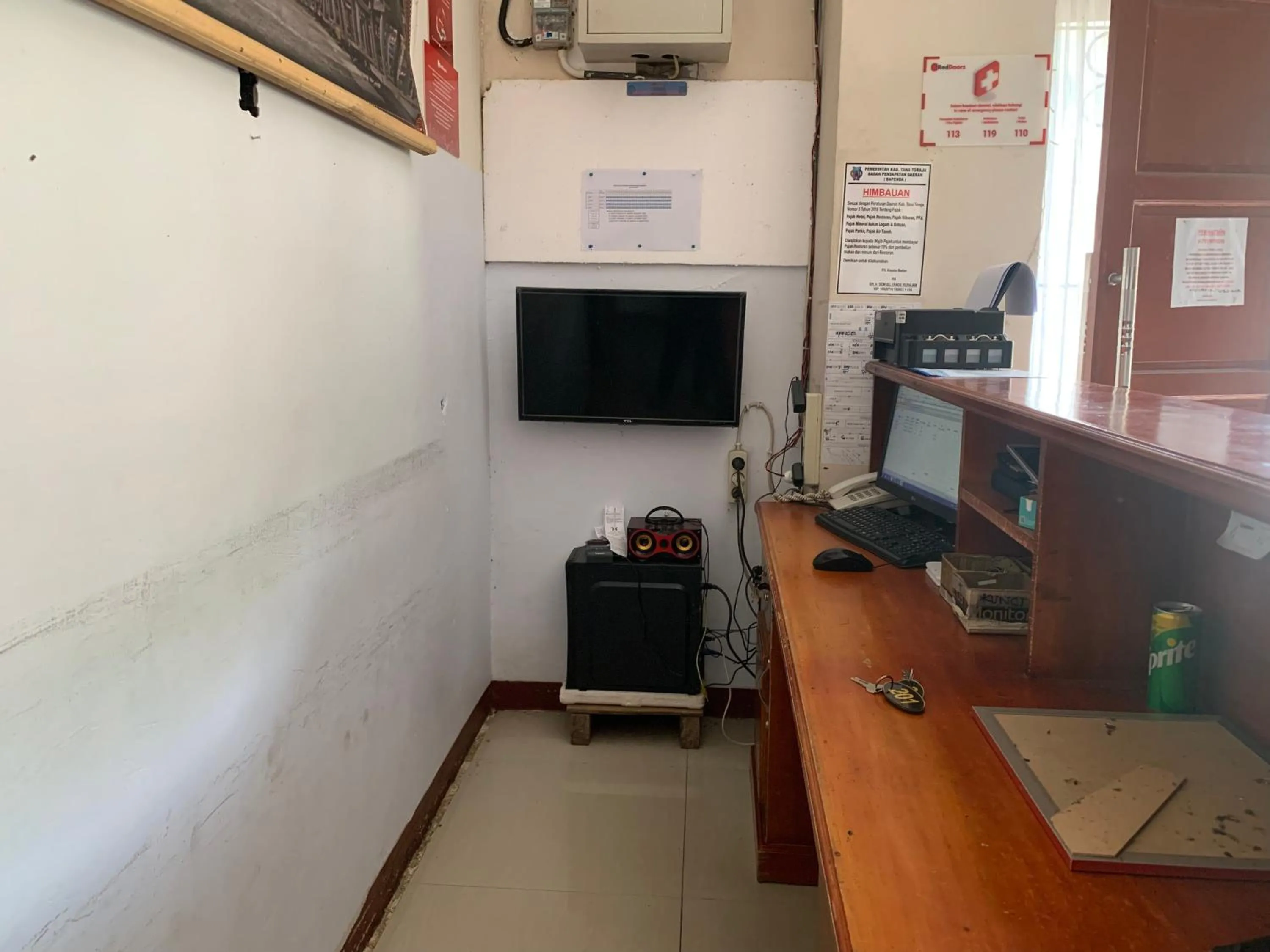 Lobby or reception in Hotel O Edotel Smkn 5 Palopo Near Bukit punai