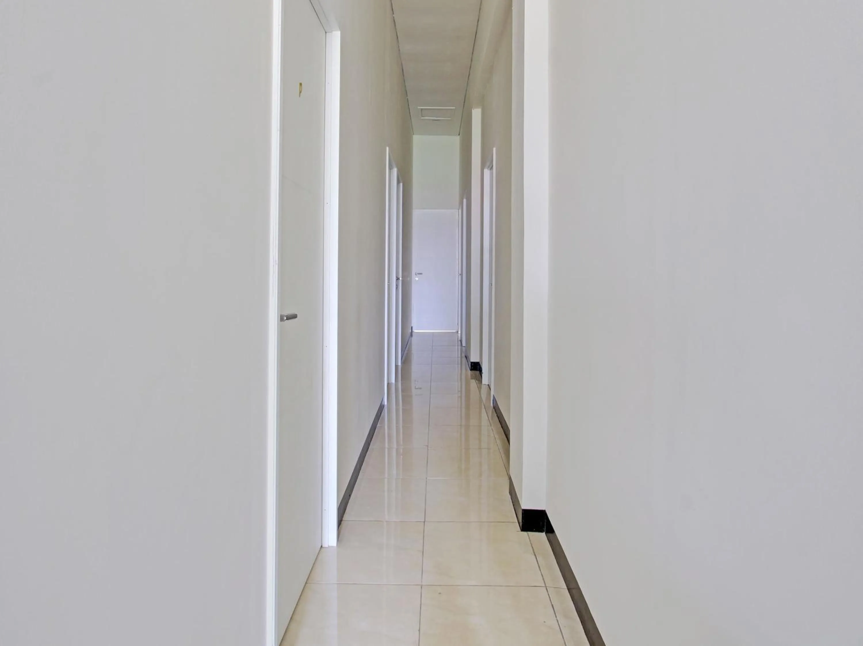 Lobby or reception in Collection O 92972 Gaharu Hotel