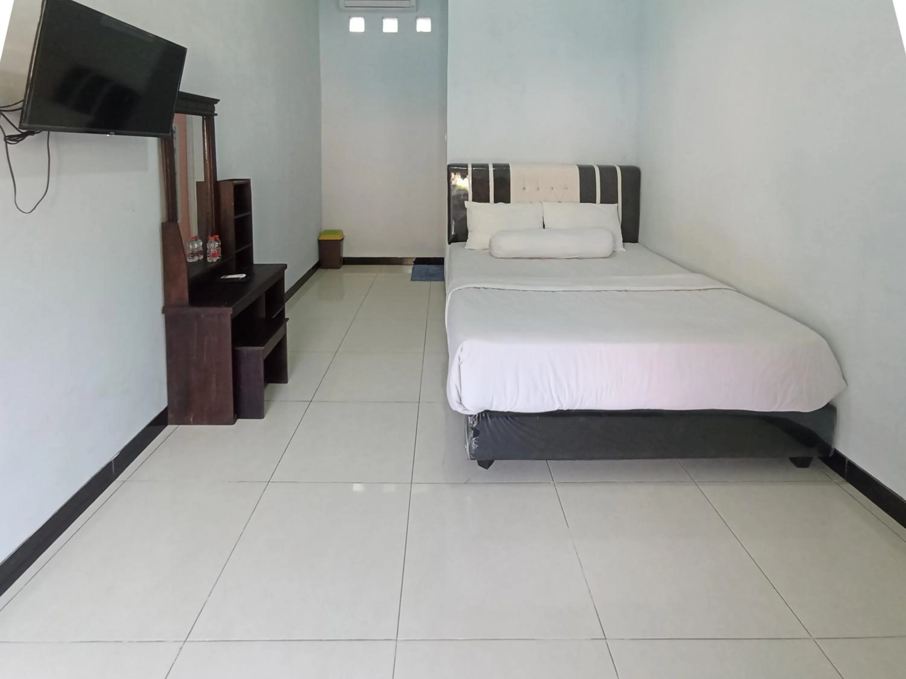 Bedroom, Bed in Surya Abadi Homestay Syariah RedPartner