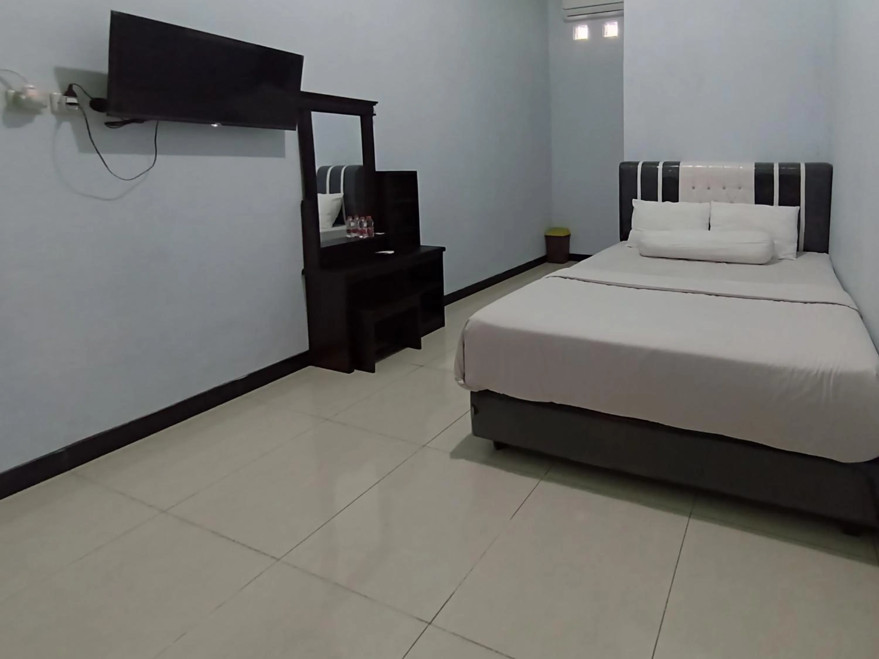 Bedroom, Bed in Surya Abadi Homestay Syariah RedPartner