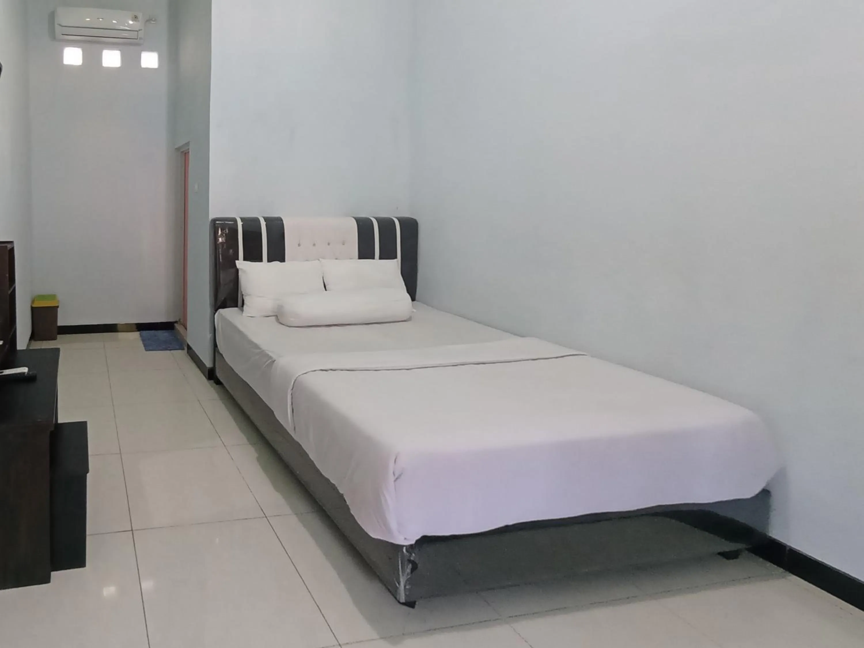 Bedroom, Bed in Surya Abadi Homestay Syariah RedPartner