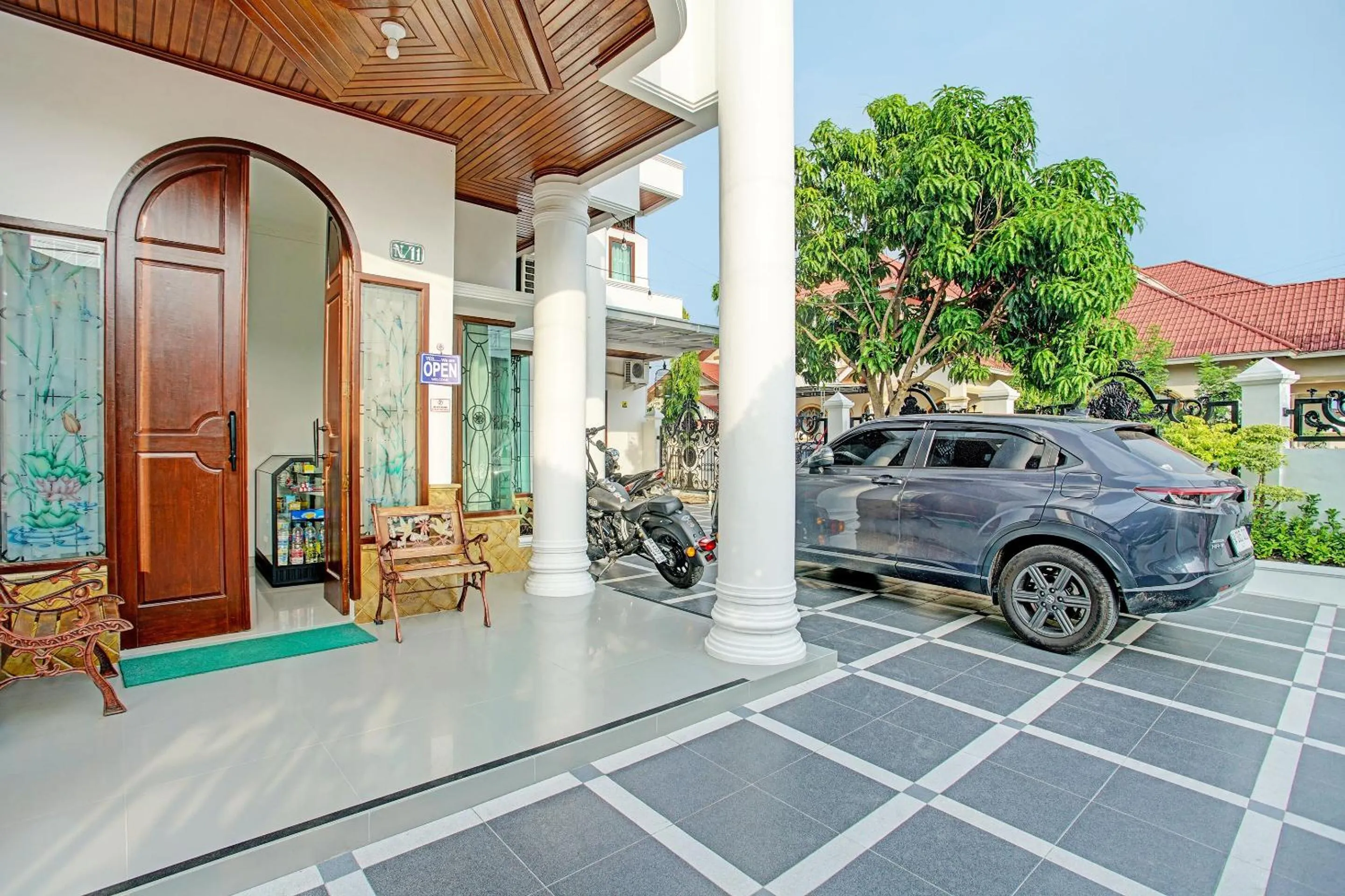 Facade/entrance in Capital O 92990 Nena Kostel Syariah