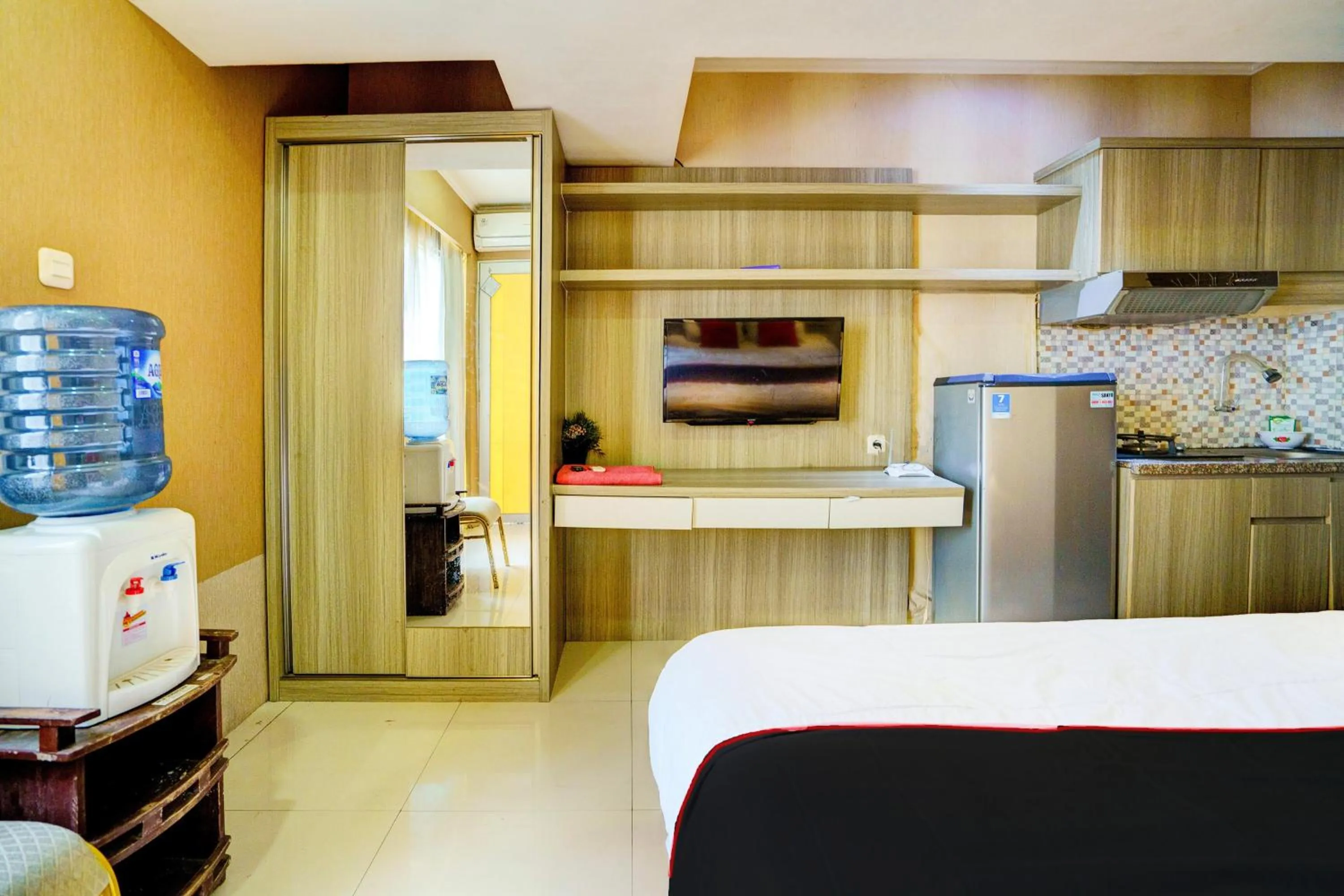 Bedroom, Bed in Collection O 92981 Apartemen The Jarrdin By Gold Suites Property