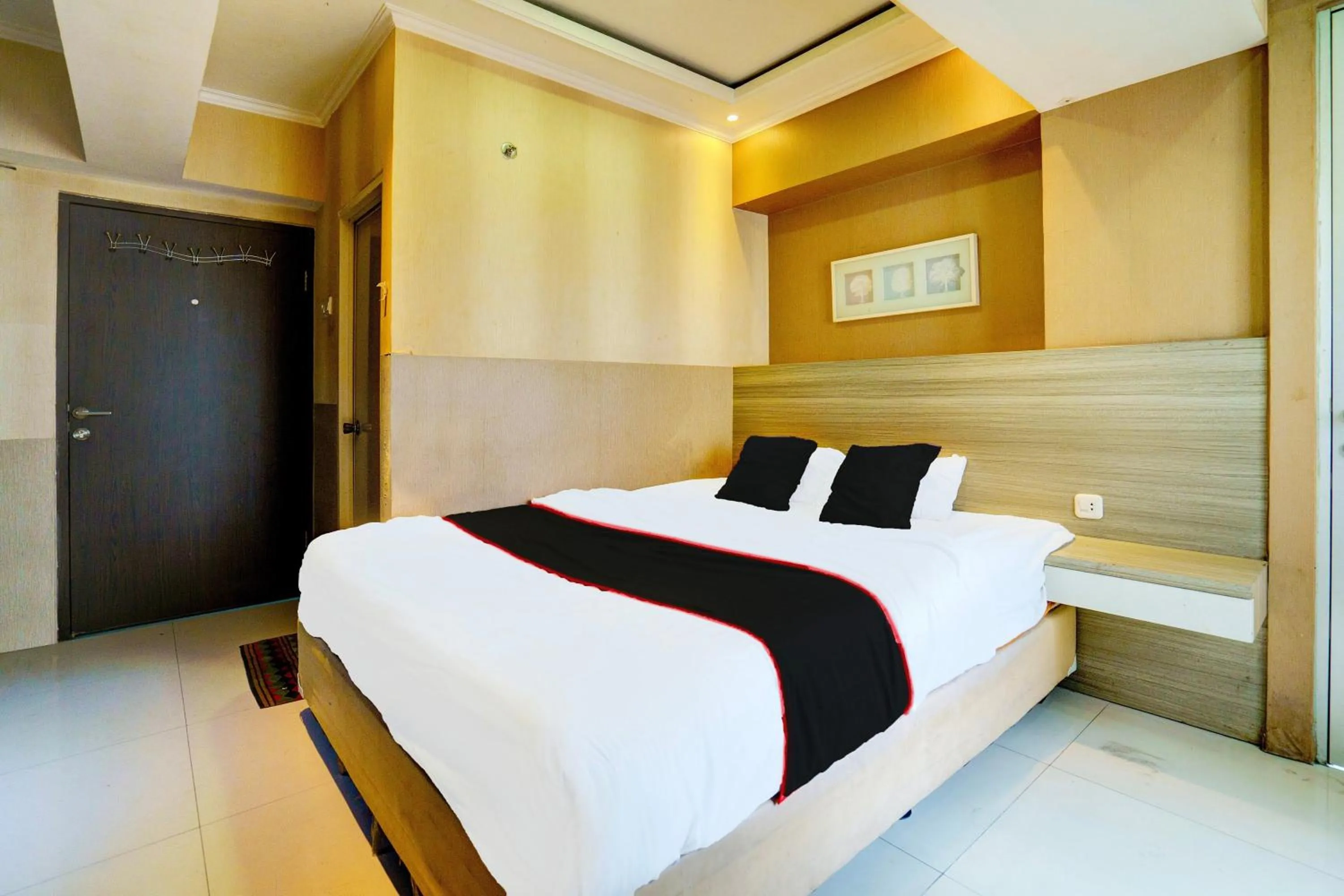 Bedroom, Bed in Collection O 92981 Apartemen The Jarrdin By Gold Suites Property