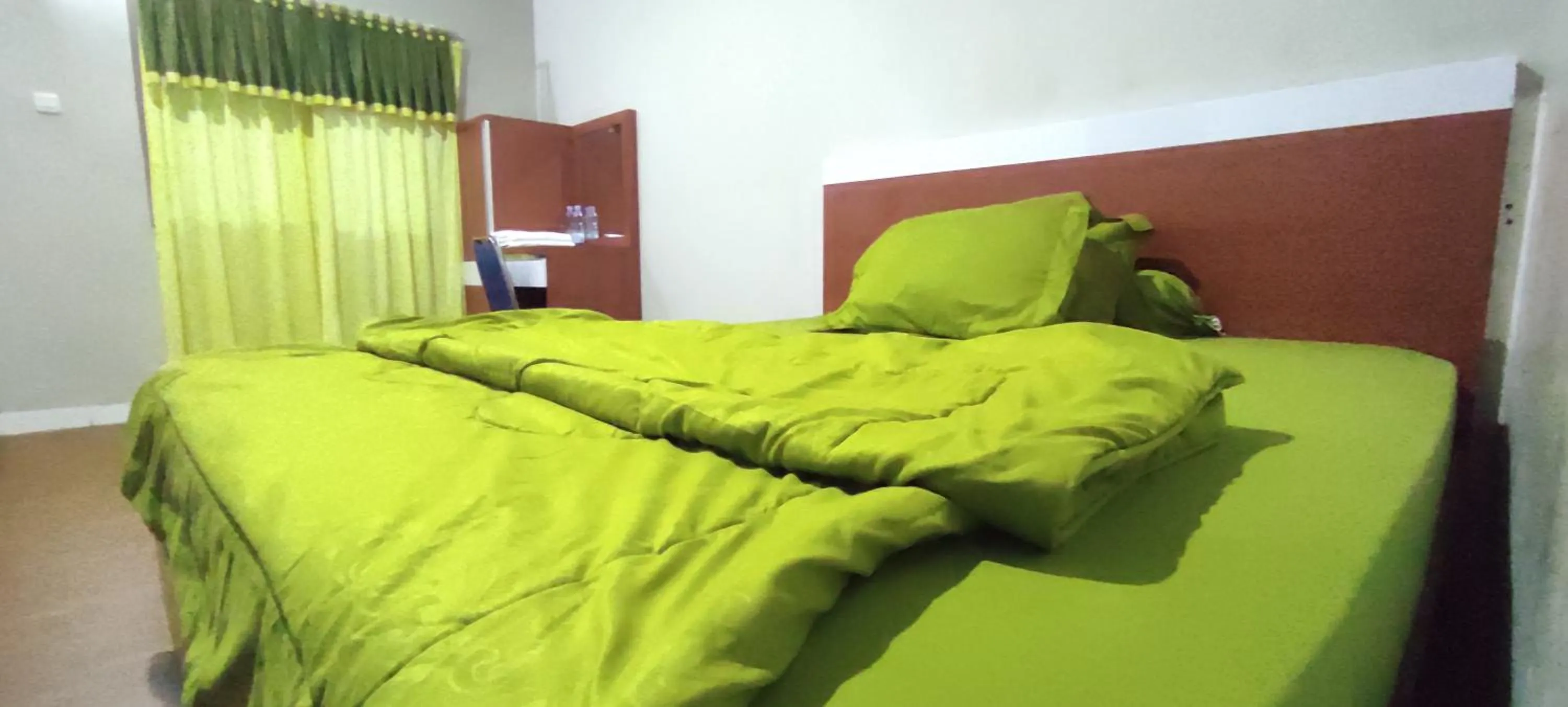 Bedroom, Bed in OYO 93051 Wisma Syariah Buloe Near Lapangan Abubakar Lambogo Batili Enrekang