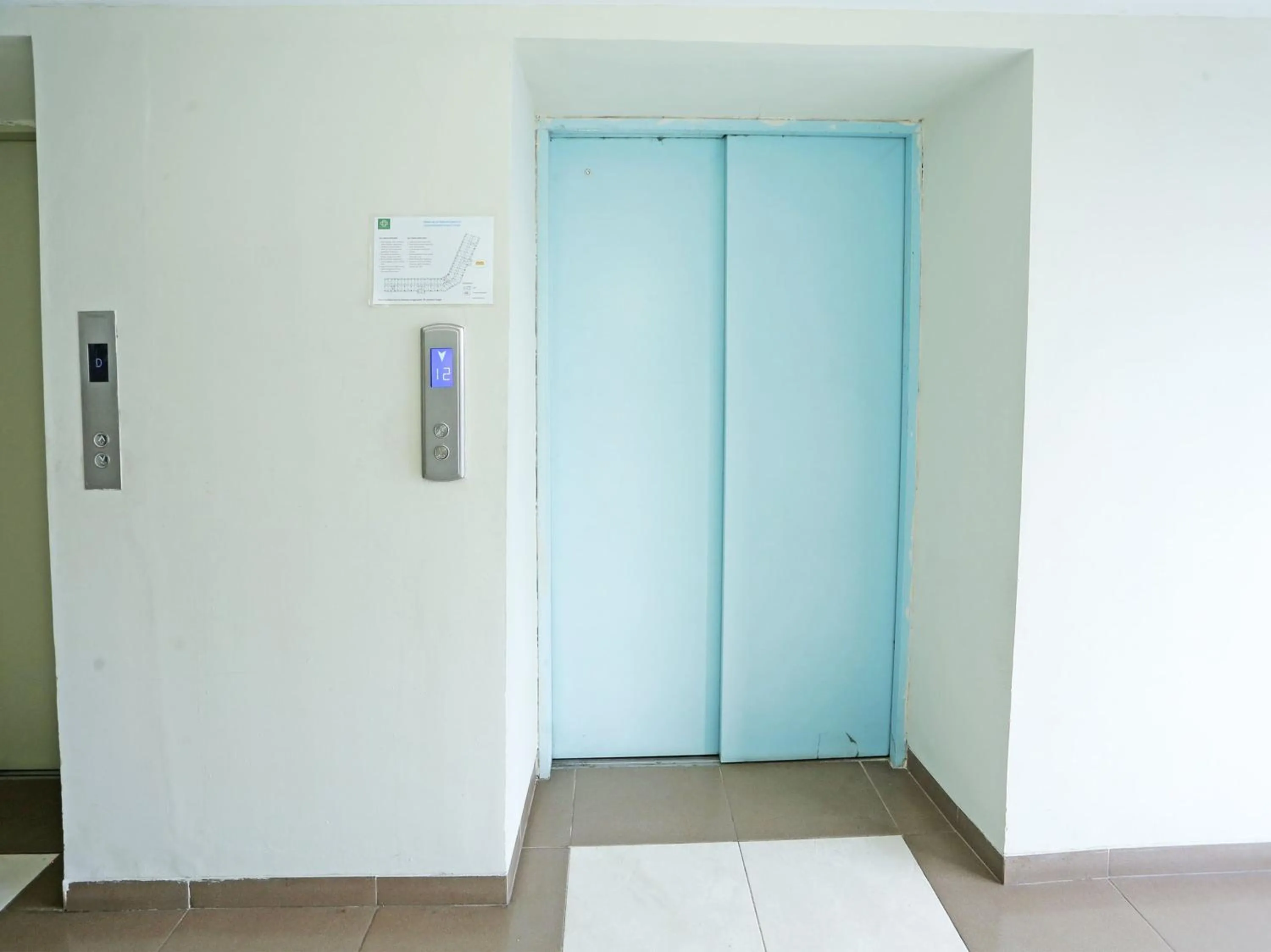 Lobby or reception in Capital O 92971 Pelangi Residence