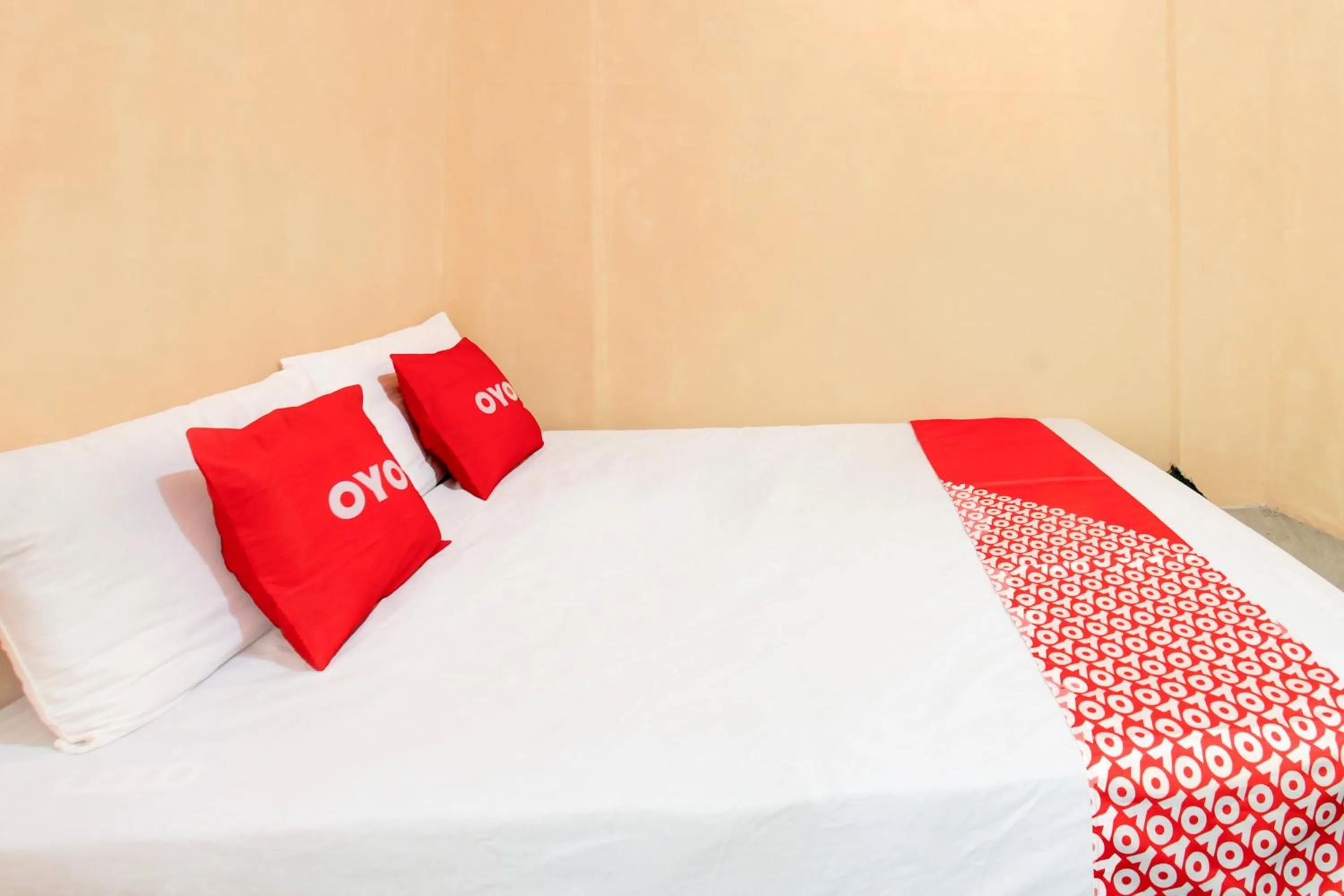 Bedroom, Bed in Hotel O Kost Gayus