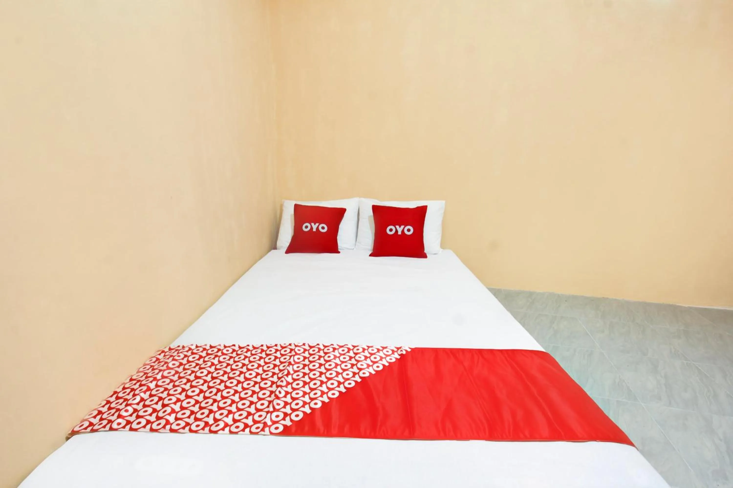 Bedroom, Bed in Hotel O Kost Gayus