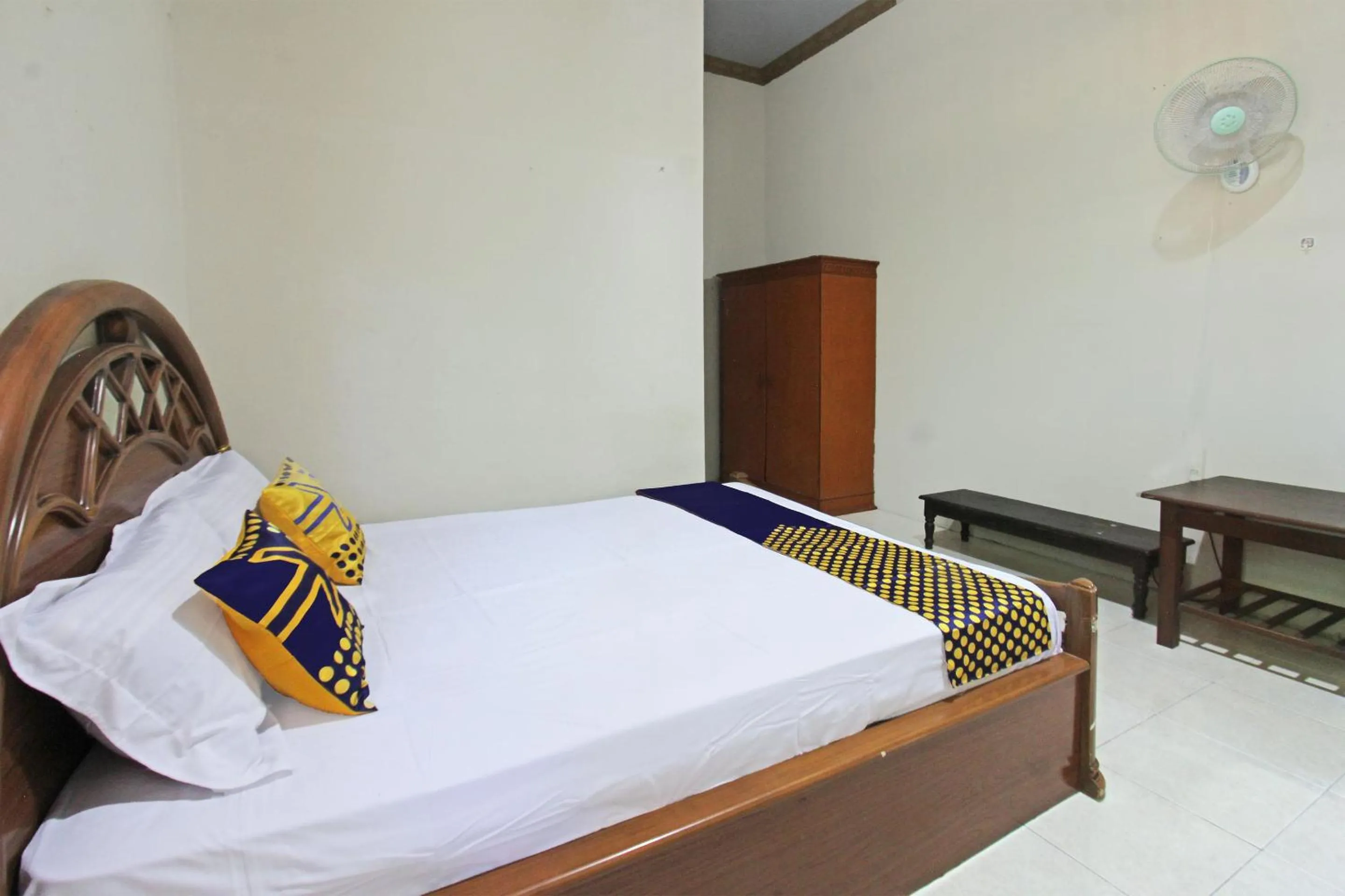 Bedroom in SPOT ON 92973 Madani Syariah Guesthouse
