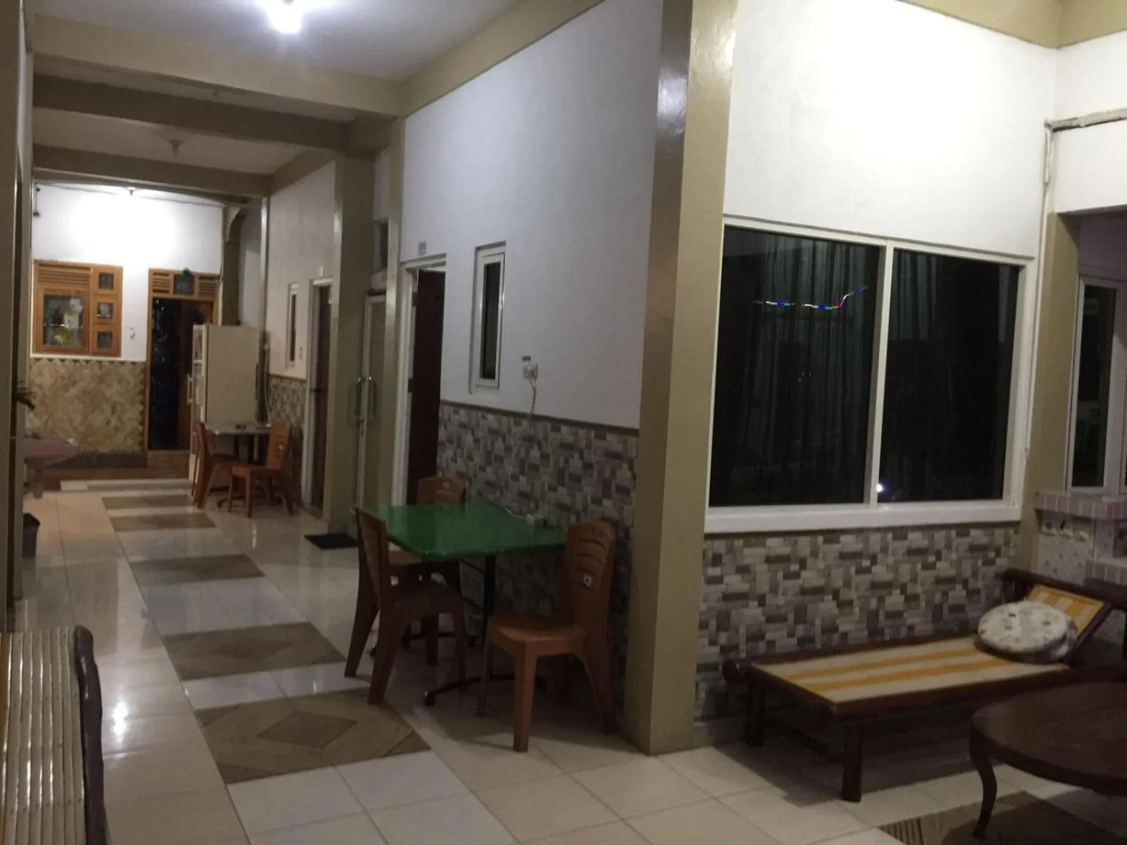 Lobby or reception in OYO Life 93055 Fathin Hotel