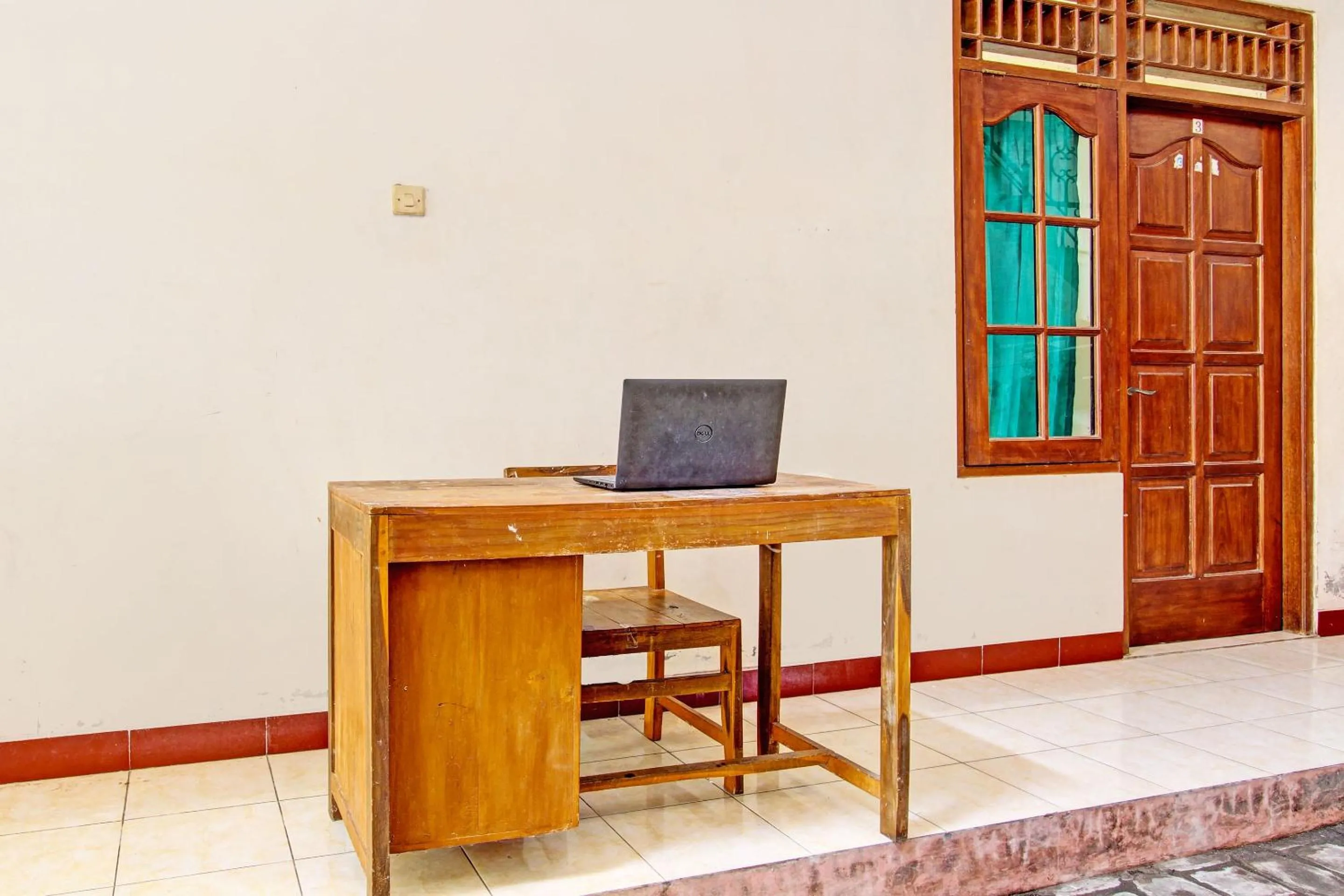 Lobby or reception in SPOT ON 93007 Guest House Lestari