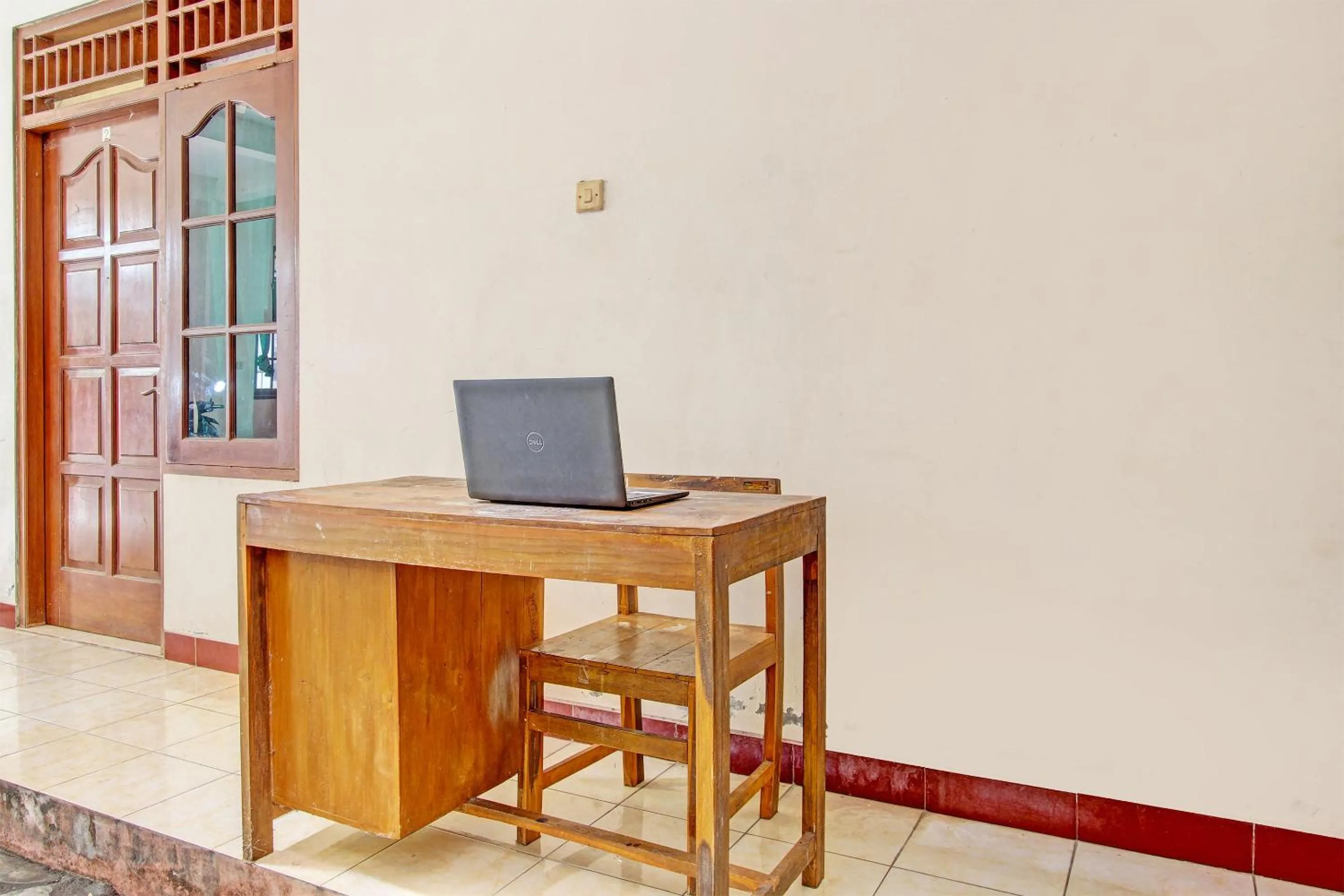 Lobby or reception in SPOT ON 93007 Guest House Lestari