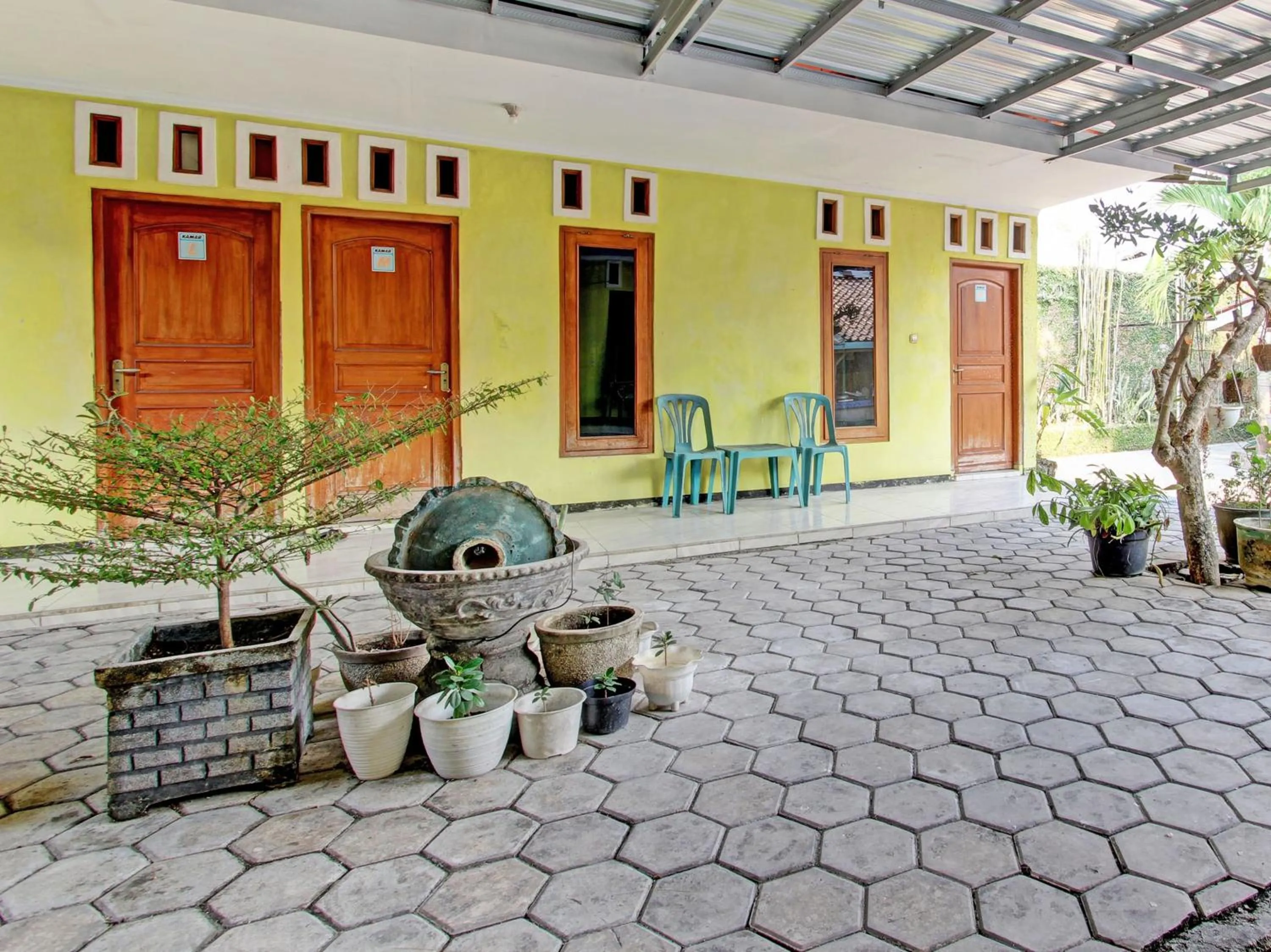 Lobby or reception in OYO 92998 Wiludjeng Guesthouse