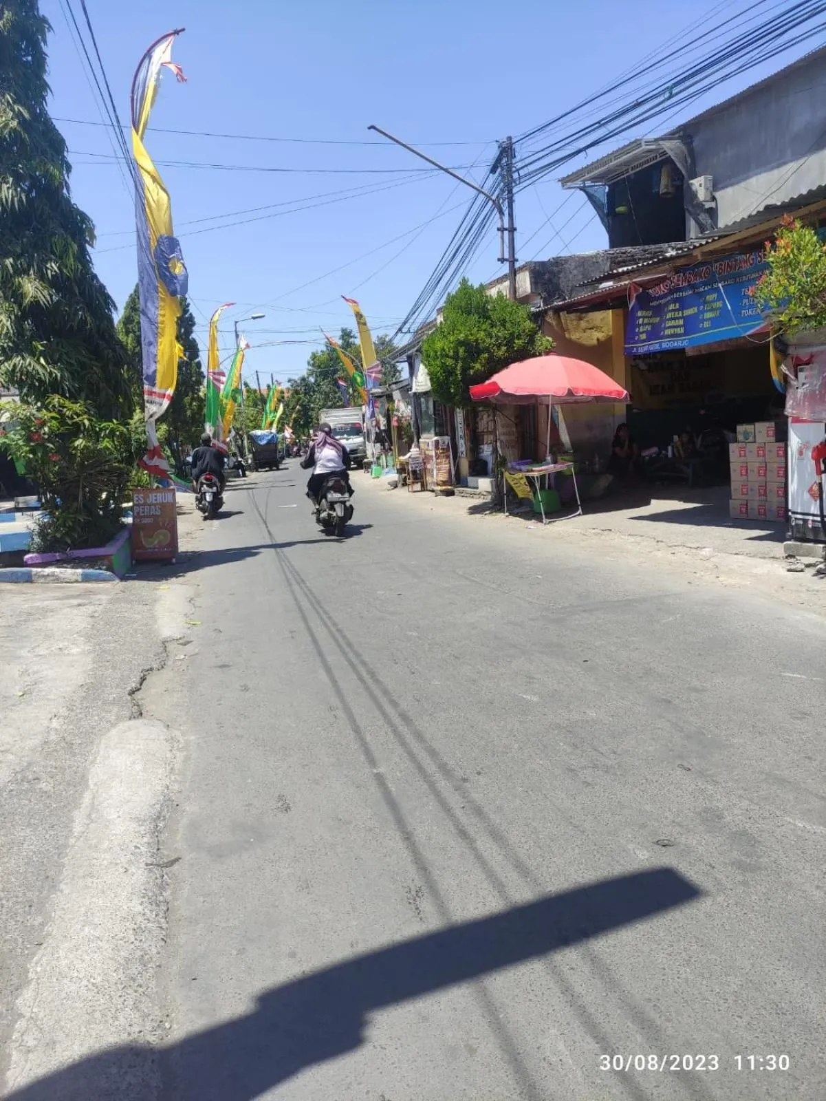 Facade/entrance in Hotel O Lina Homestay Syariah