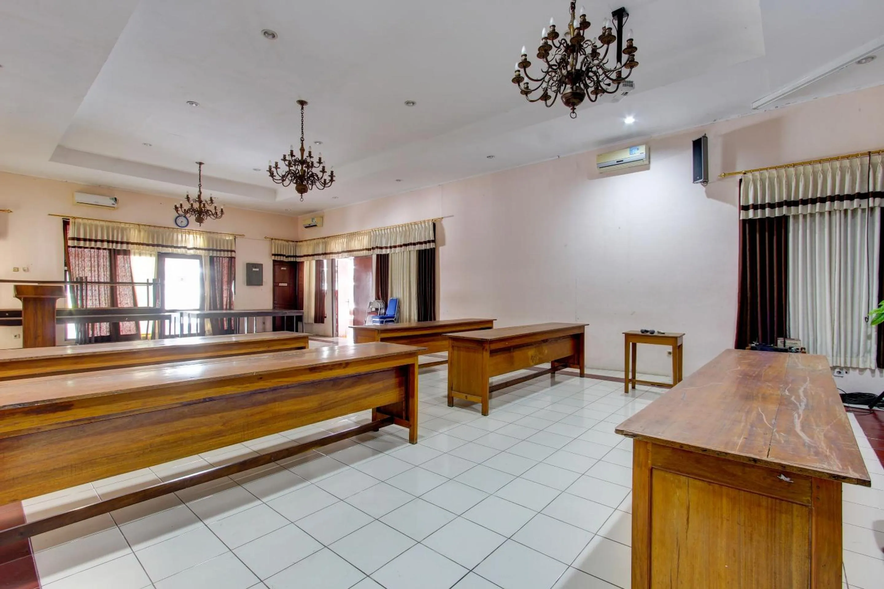 Lobby or reception in Capital O 93024 Hotel Ganesha