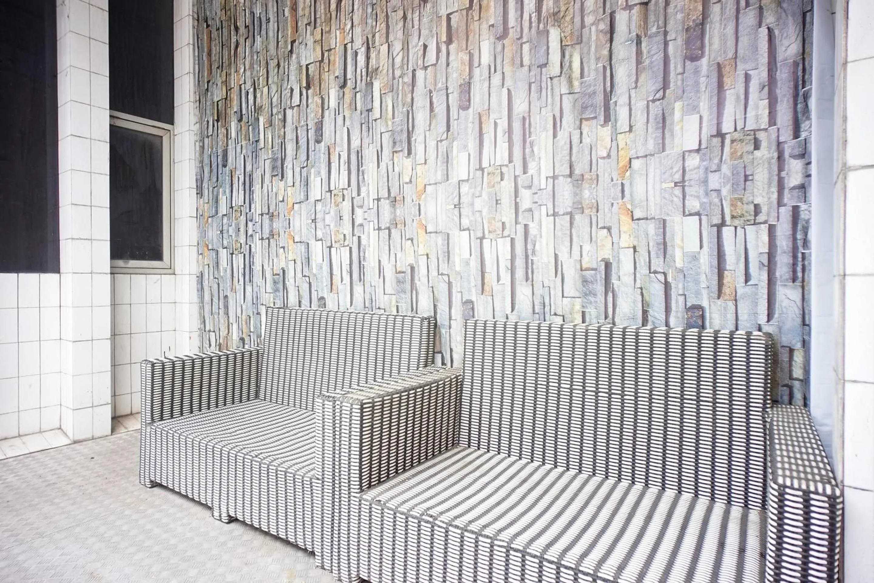 Lobby or reception in OYO 93003 B32 Homestay