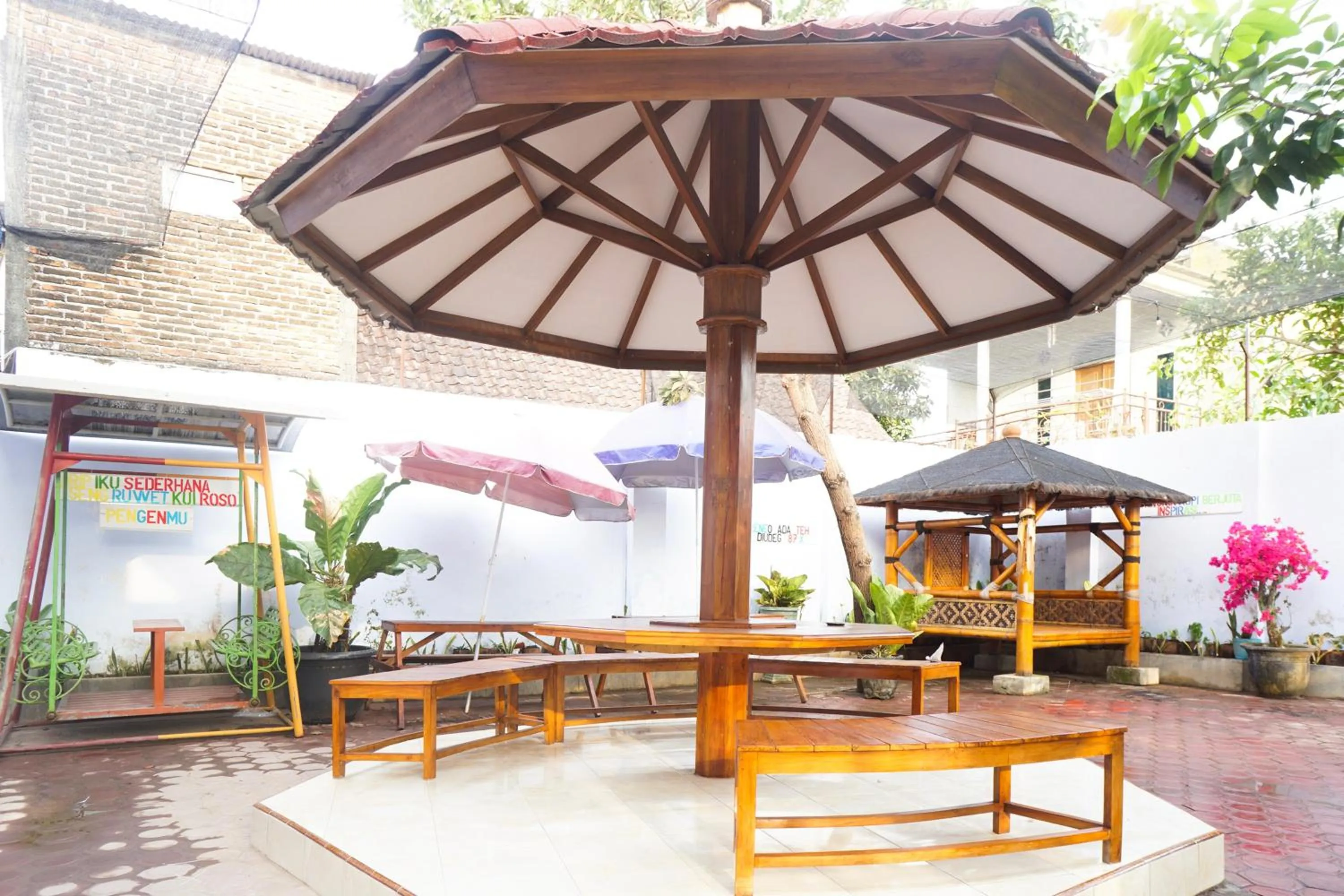 Lobby or reception in Hotel O Trisna Patihan Resort