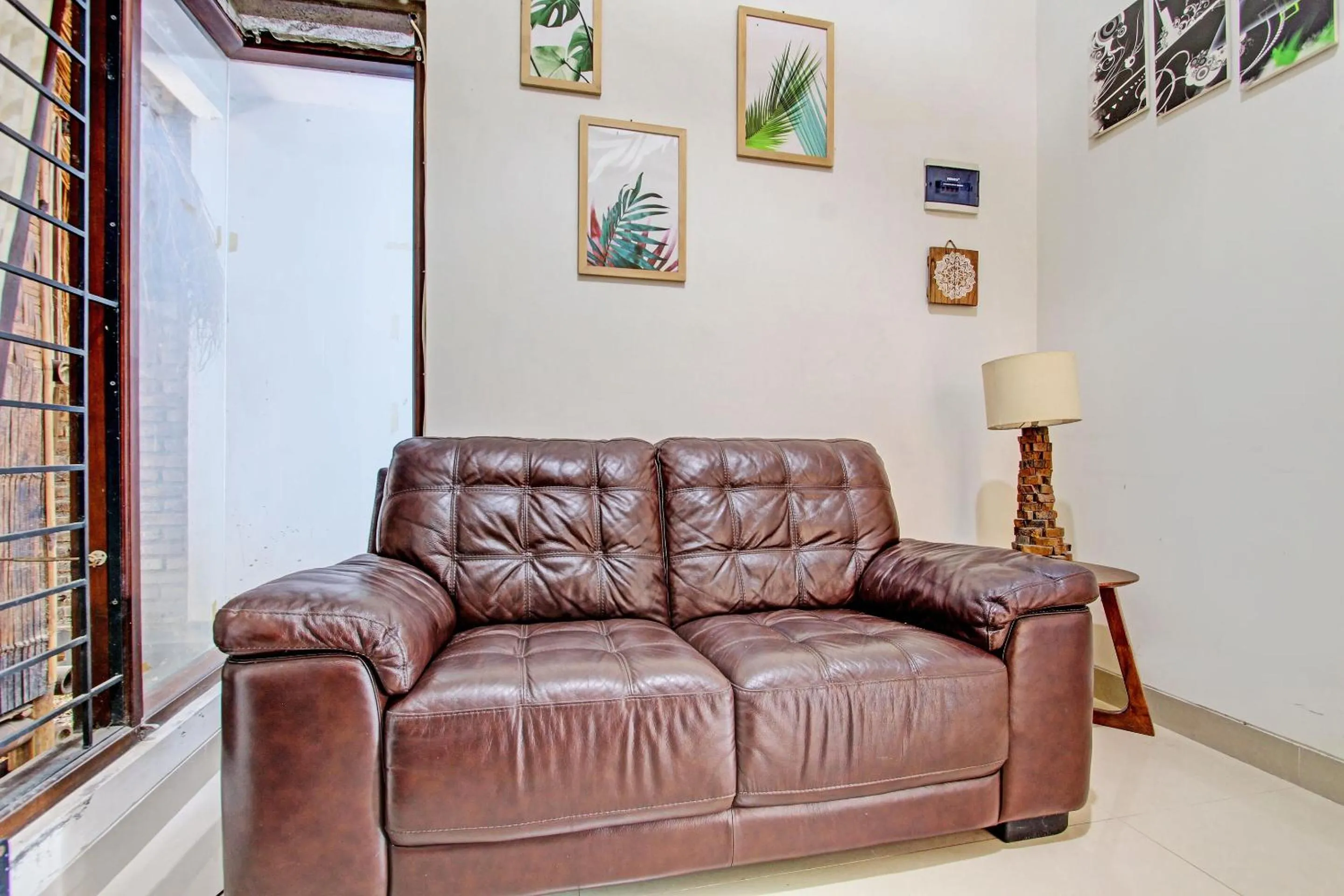 Lobby or reception in SPOT ON 93006 Waithozz Bunkbeds