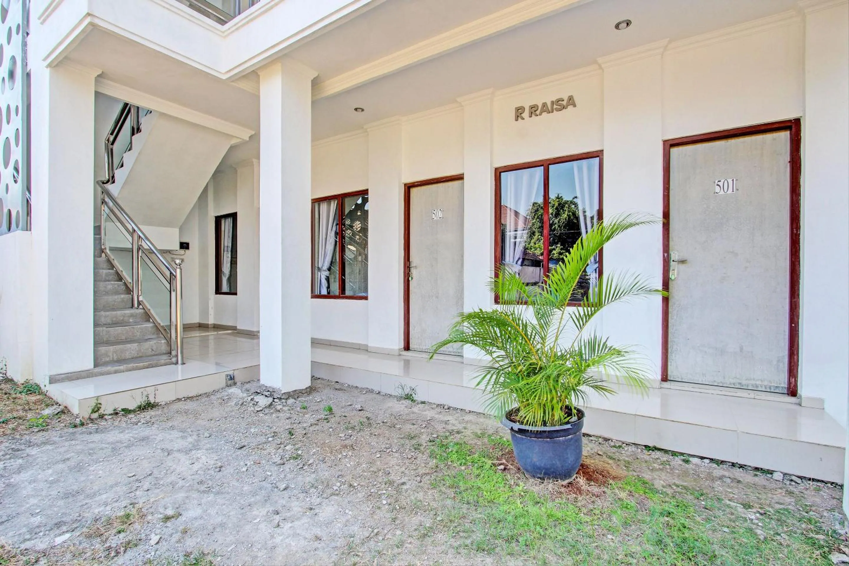 Facade/entrance in Hotel O Griya Lestari Pati 2