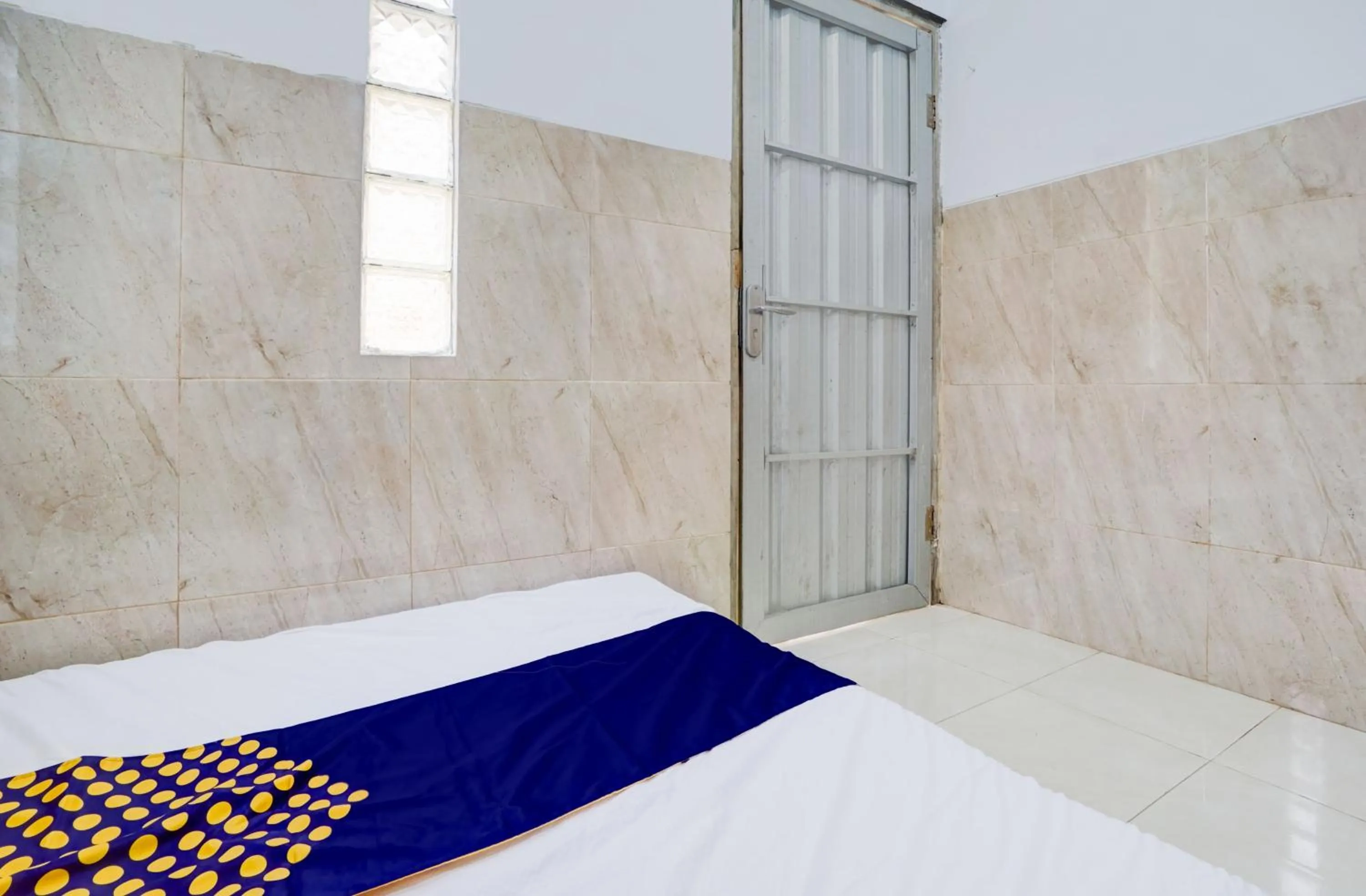 Bedroom, Bed in Hotel O Karman's Sari Homestay Syariah