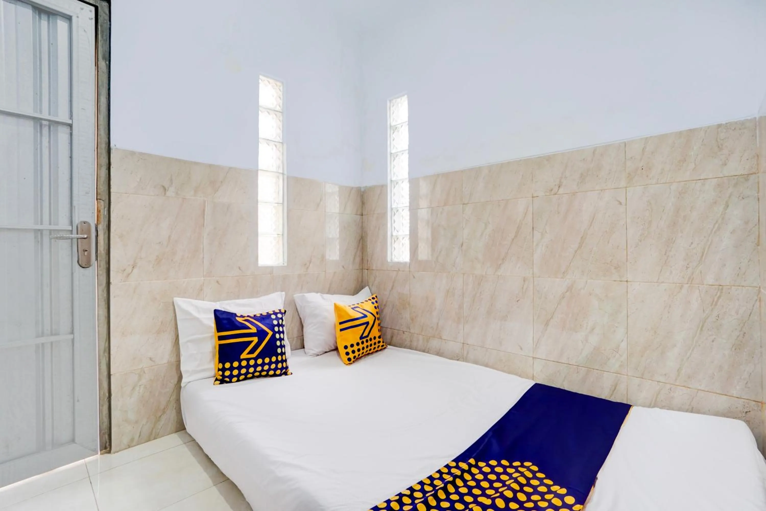 Bedroom, Bed in Hotel O Karman's Sari Homestay Syariah