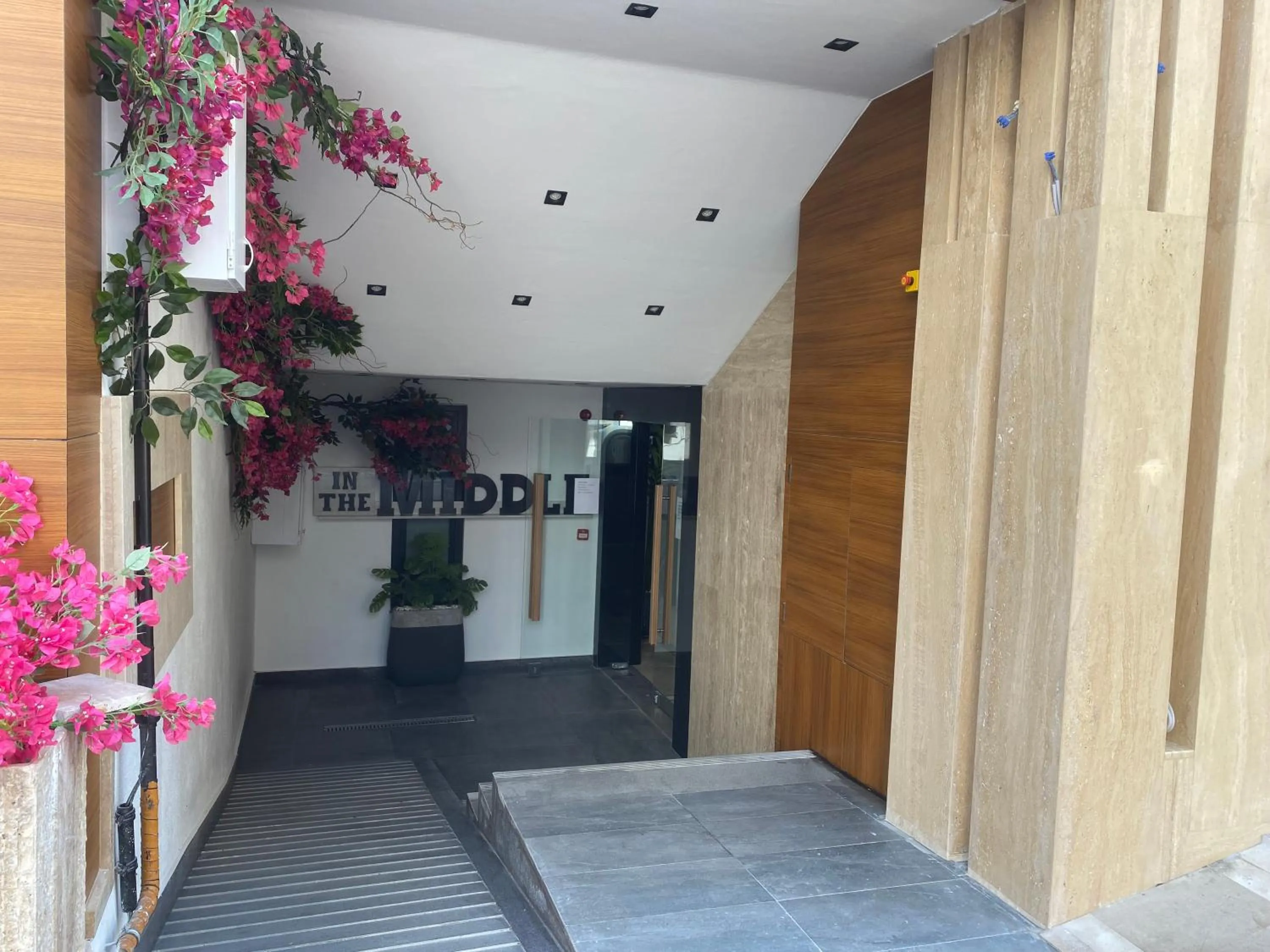 Property building in İn The Middle Hotel