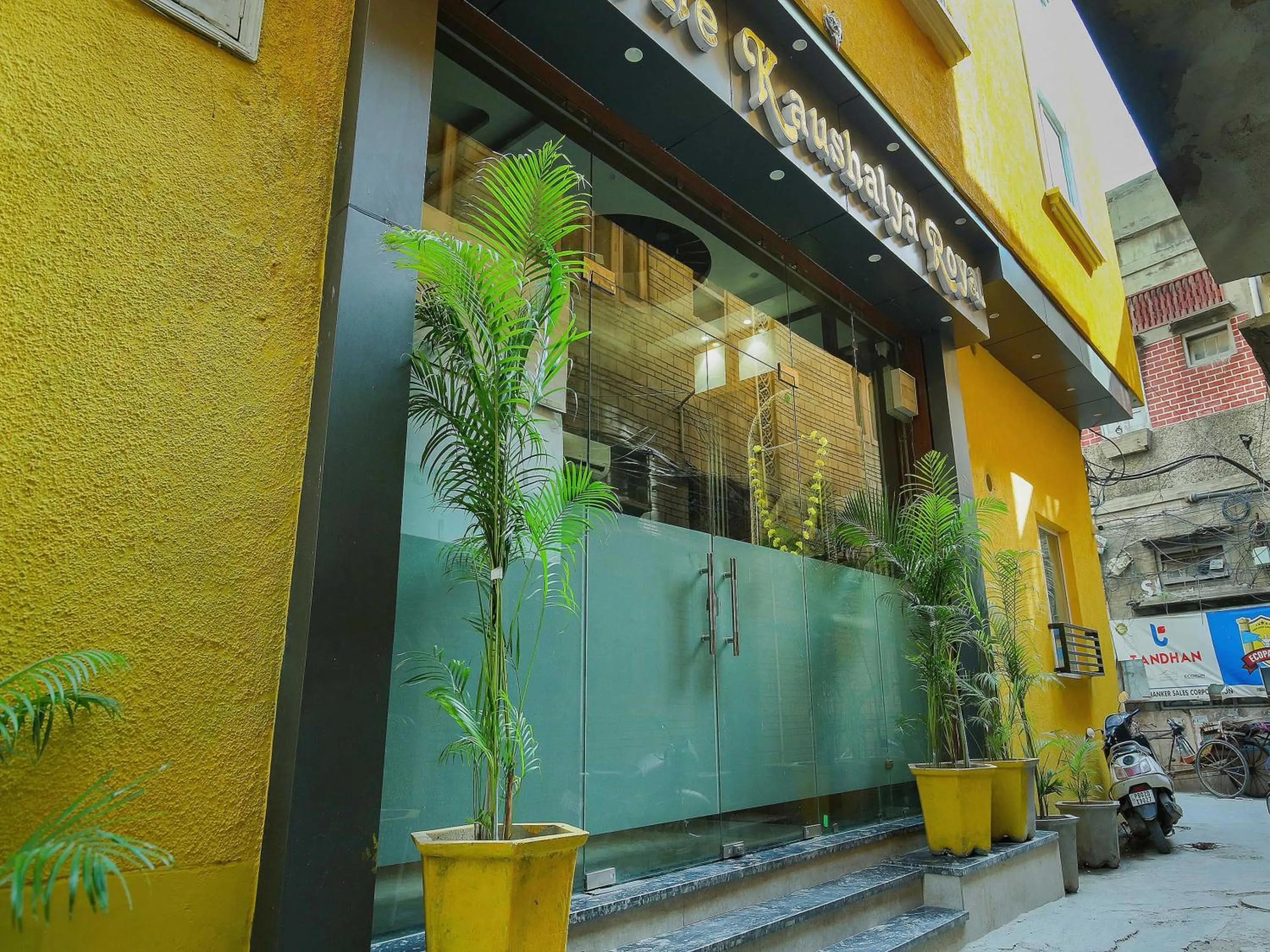 Facade/entrance in Hotel Kaushalya Royal