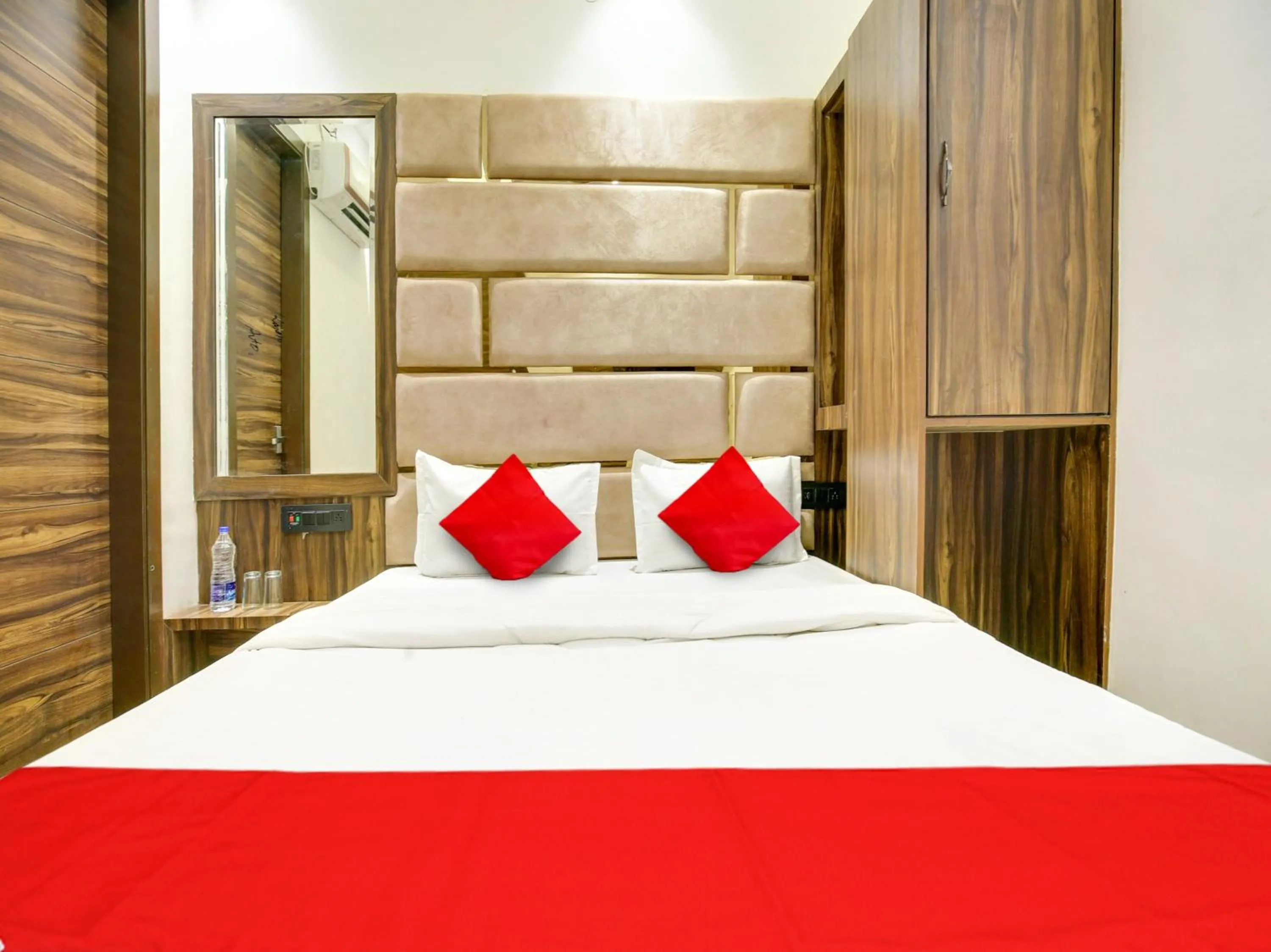 Bedroom, Bed in Hotel Kaushalya Royal