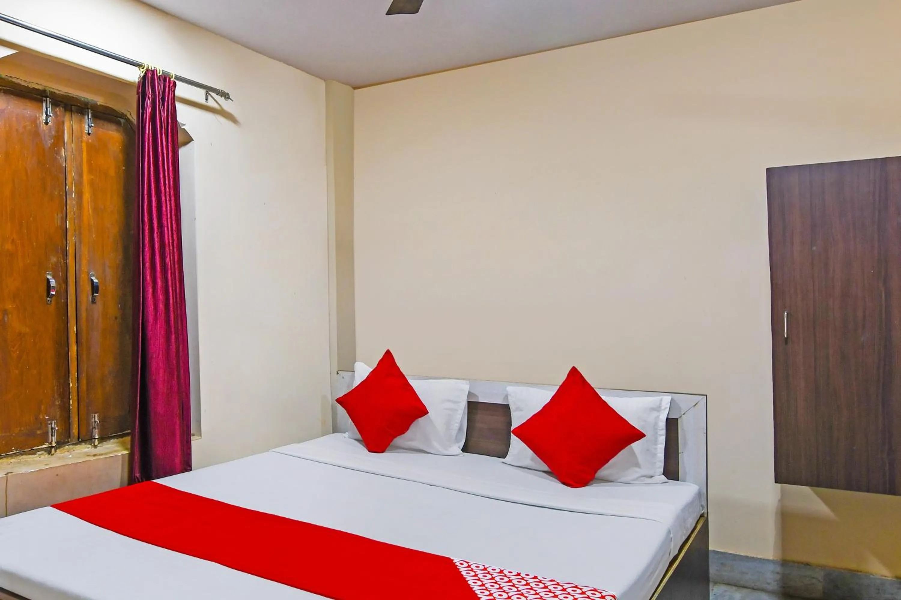 Bedroom, Bed in Hotel O Ashirbad Deluxe