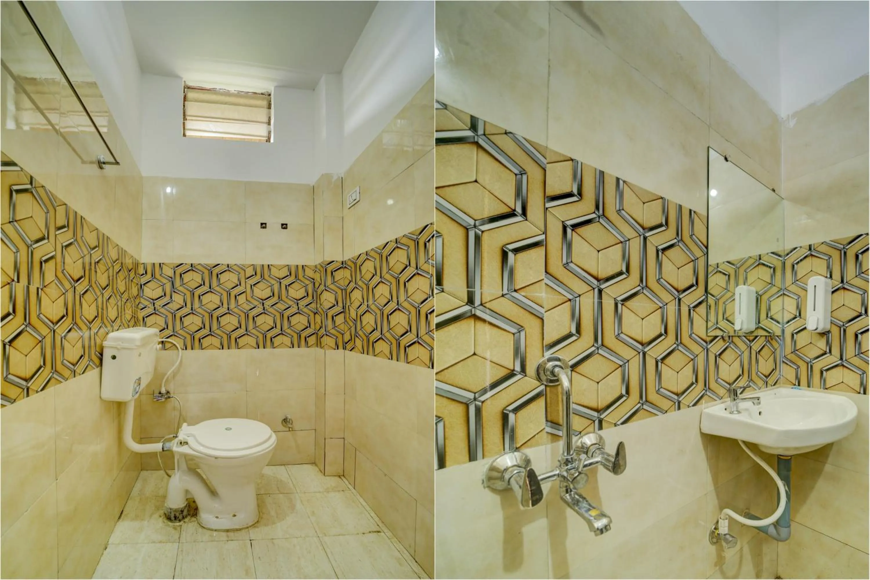 Bathroom in Hotel O The Angel palace