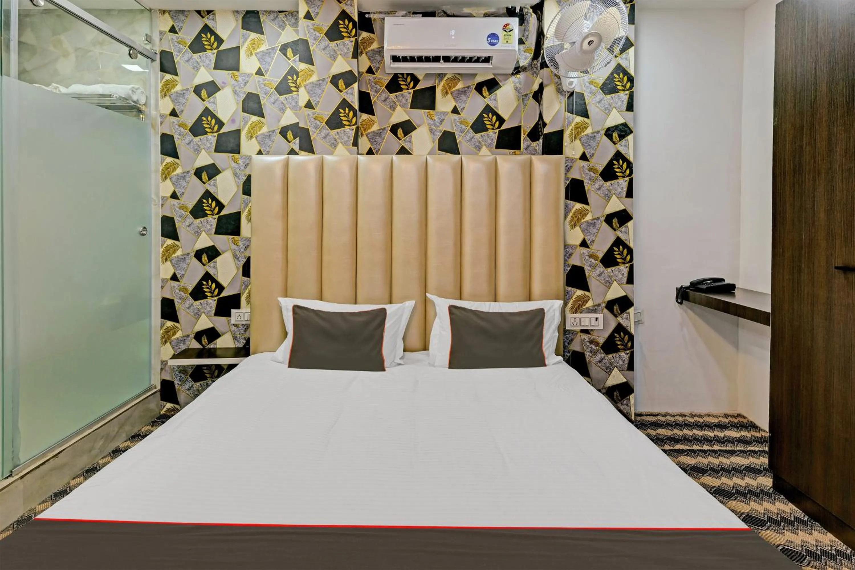 Bedroom in Hotel O The Kings