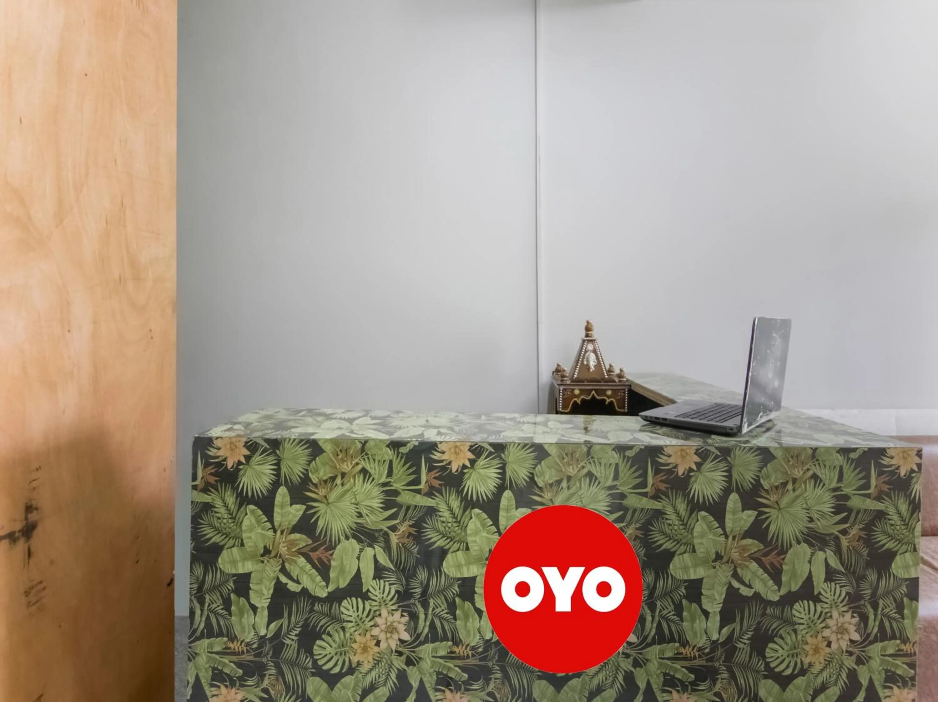 Lobby or reception in Hotel O Red Rose