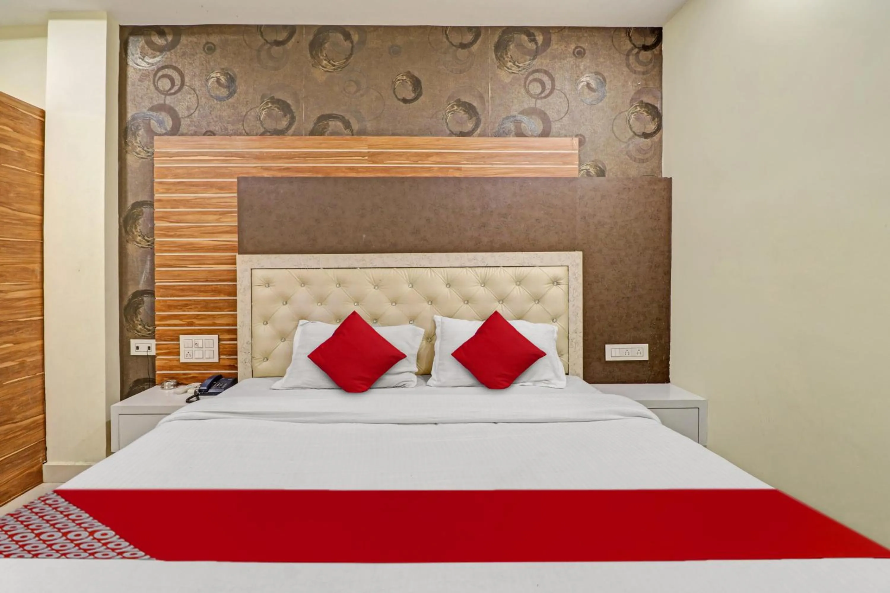 Bedroom in Hotel O Aditya Grand Inn