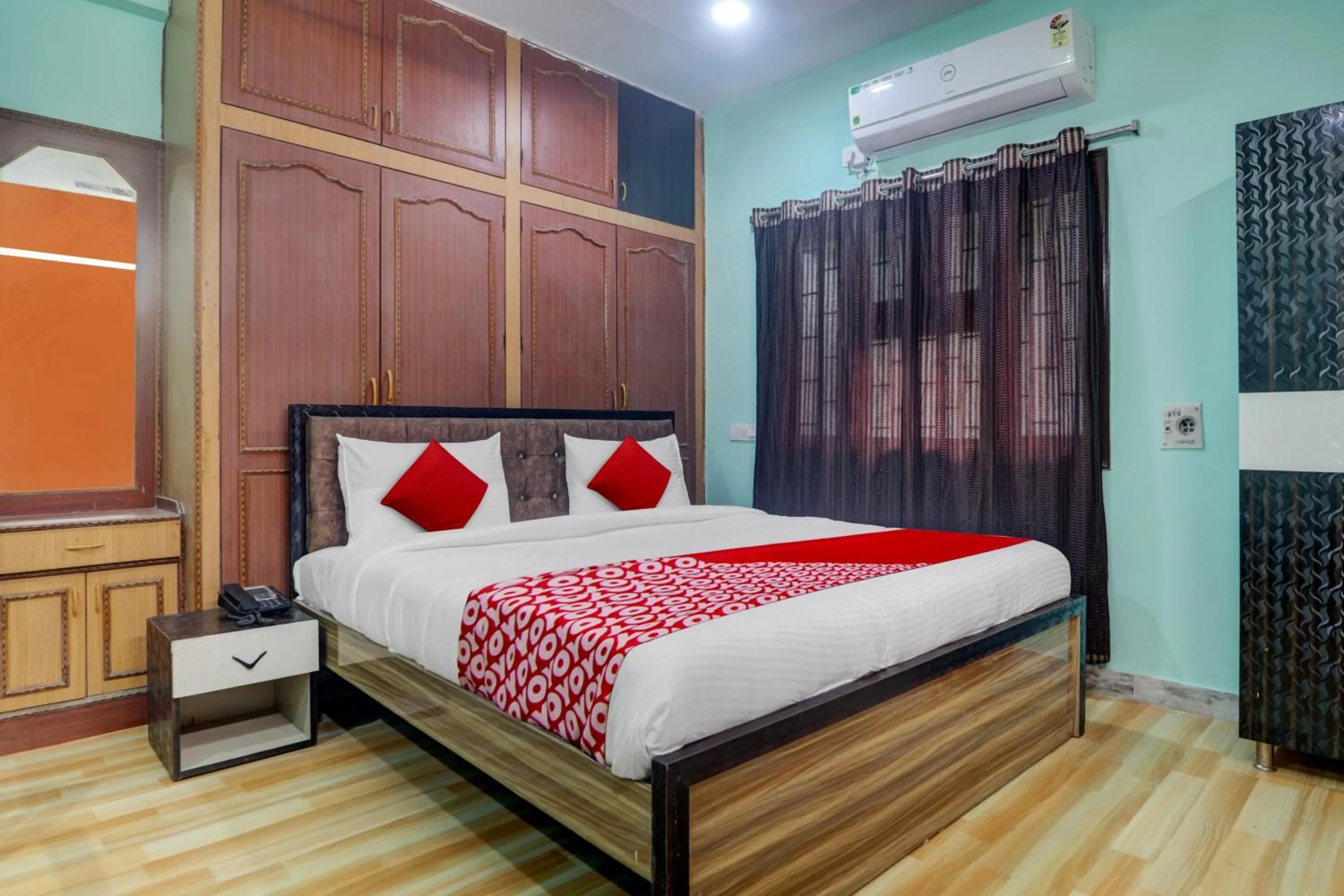 Bedroom in Hotel O S Grand Residency