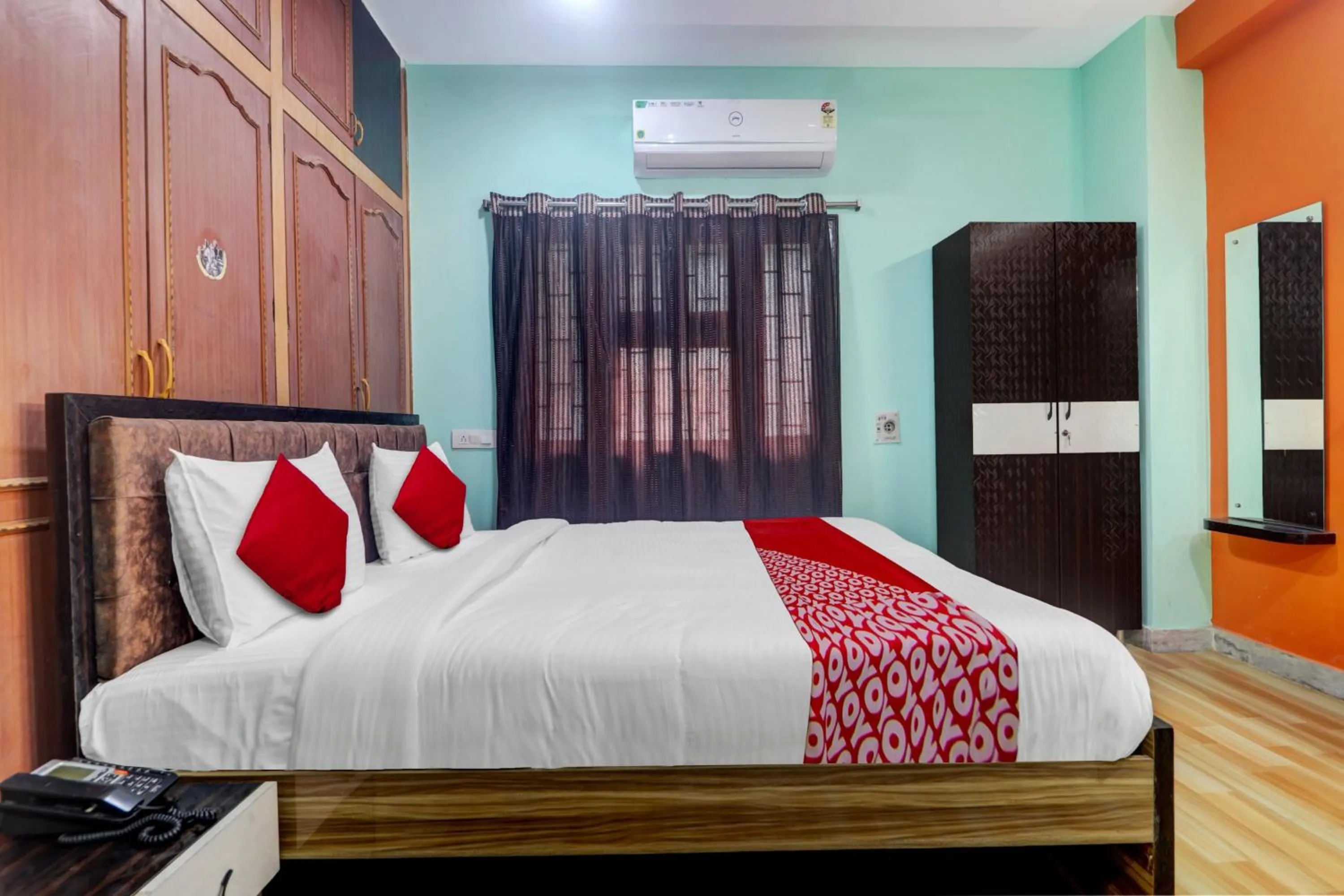 Bedroom in Hotel O S Grand Residency