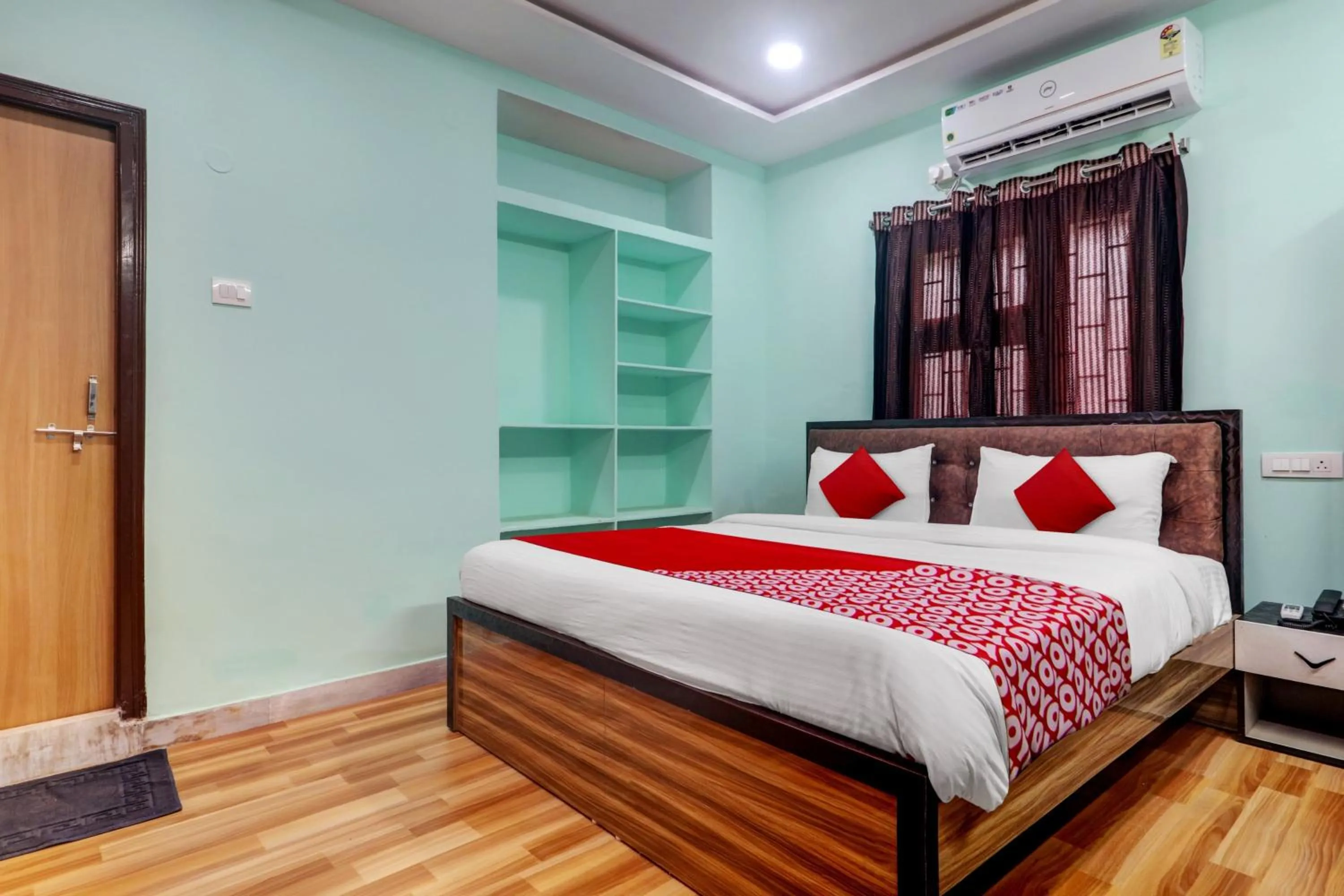 Bedroom in Hotel O S Grand Residency