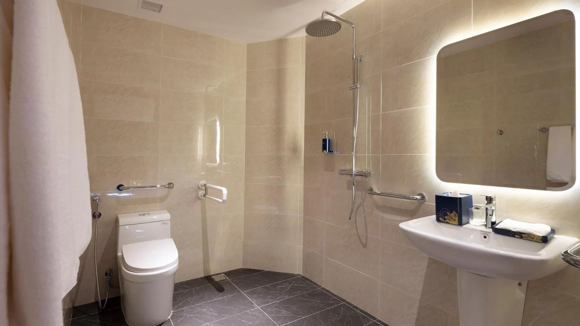 Shower in Best Western Premier Marvella Nha Trang